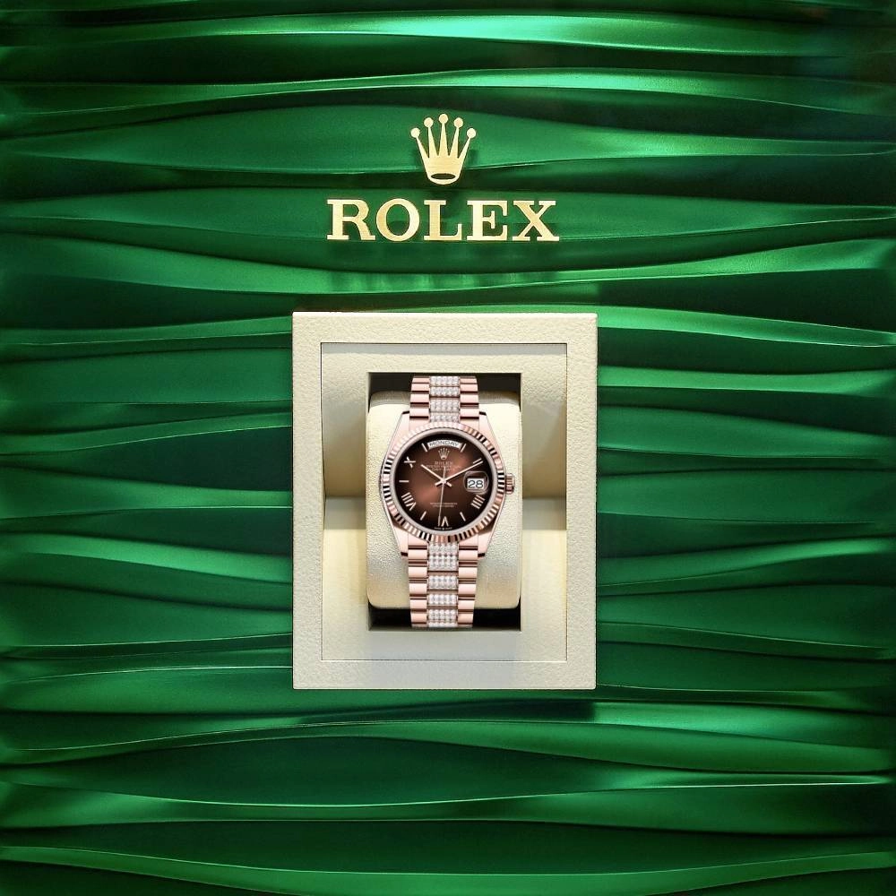 2024 Release Rolex Day-Date 36 mm | 18k Everose gold Diamond President bracelet | Brown ombr dial Fluted bezel | Men's Watch 128235