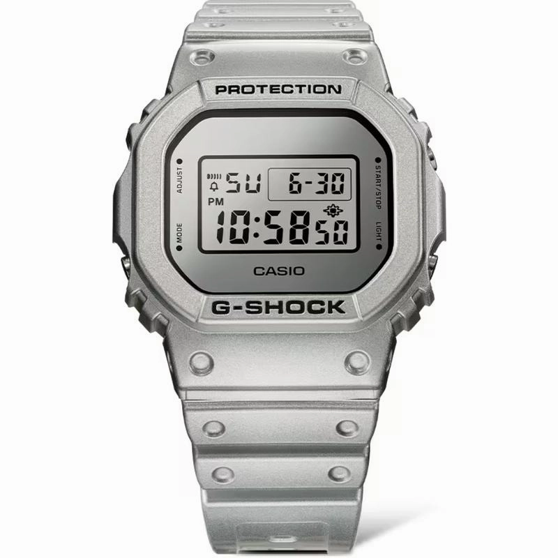 CASIO G-SHOCK DIGITAL MENS 200M - DW-5600FF-8DR