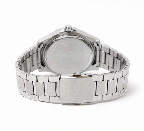 Casio MTD-1087D-7A Silver Stainless Steel Marine Sports Watch for Men