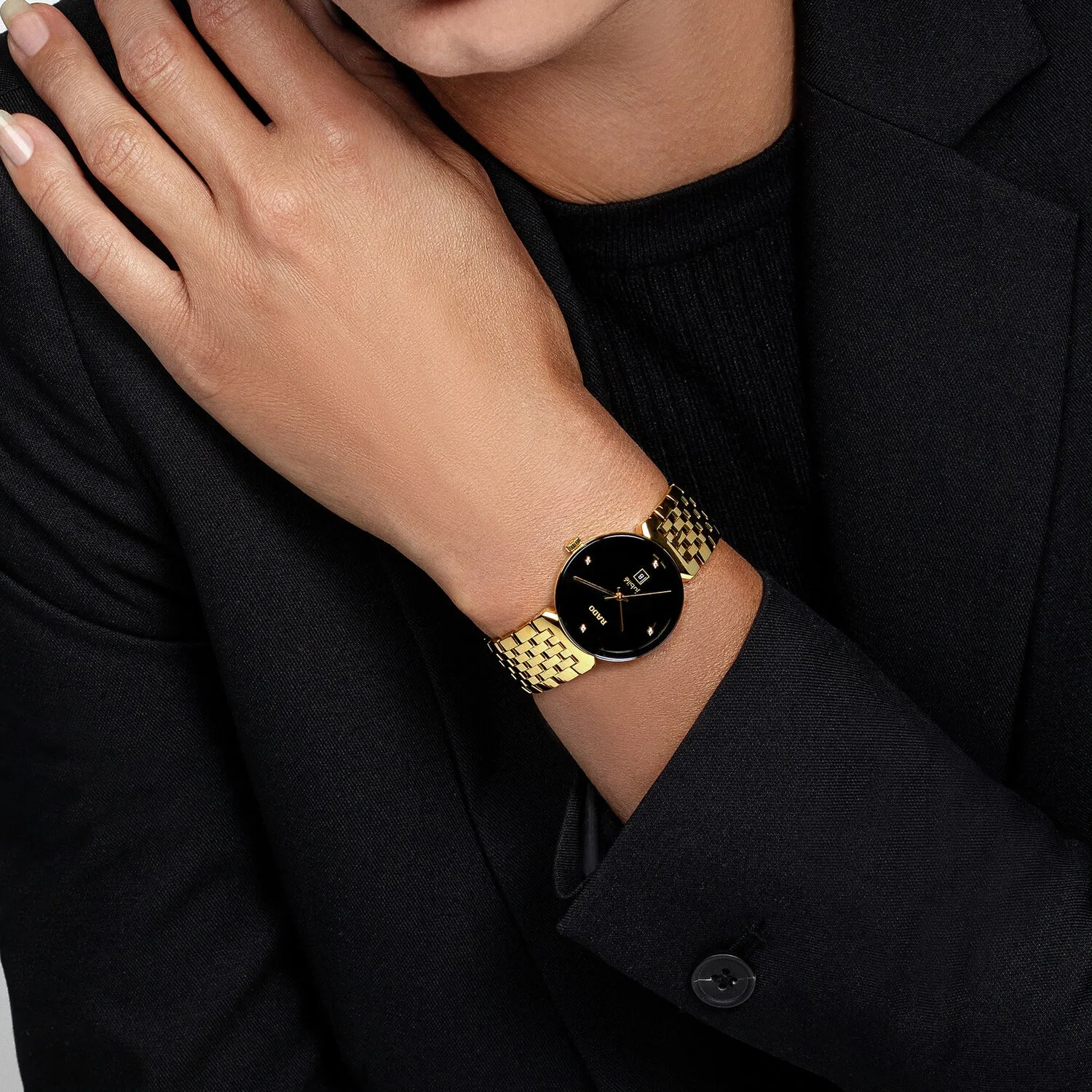 Florence Women Quartz Black Dial Analog Stainless Steel Watch R48915703