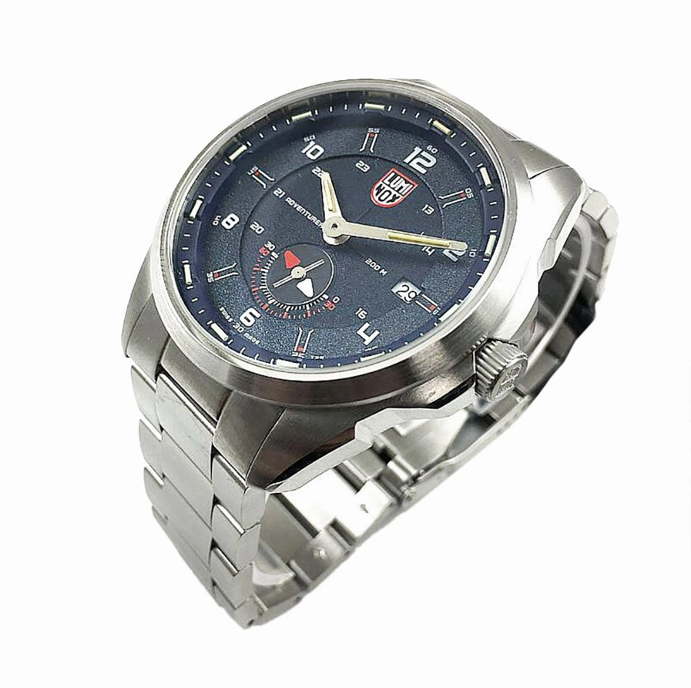 Luminox Atacama Adventurer Stainless Steel Blue Dial Date Divers Quartz Mens Watch XL.1764