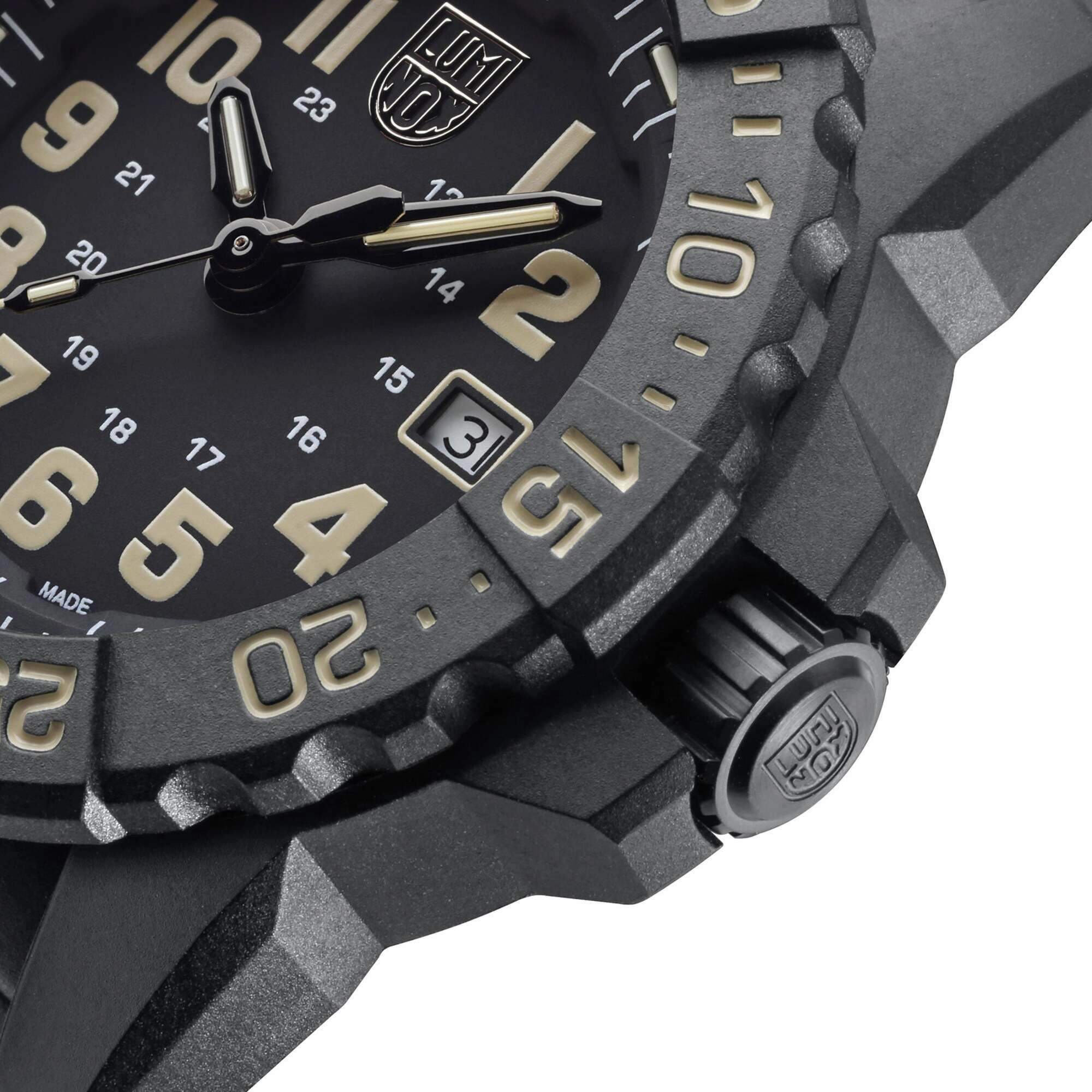 Luminox Men's Watch - Navy Seal 3500 Series Black Dial CARBONOX Strap | XS.3510