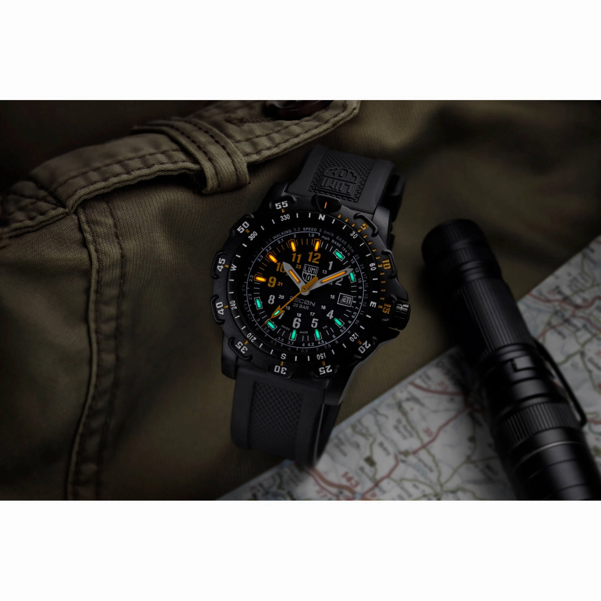 Luminox Men's Watch Set - Recon Point Man Rotating Bezel Black Strap | XL.8825.H.SET