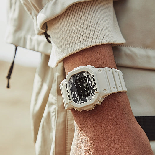 Men's Digital Watch (DW-5600CA-8DR)