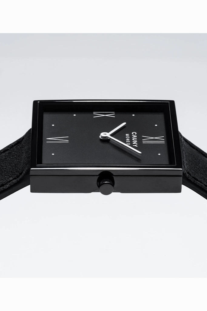 Moneo Black