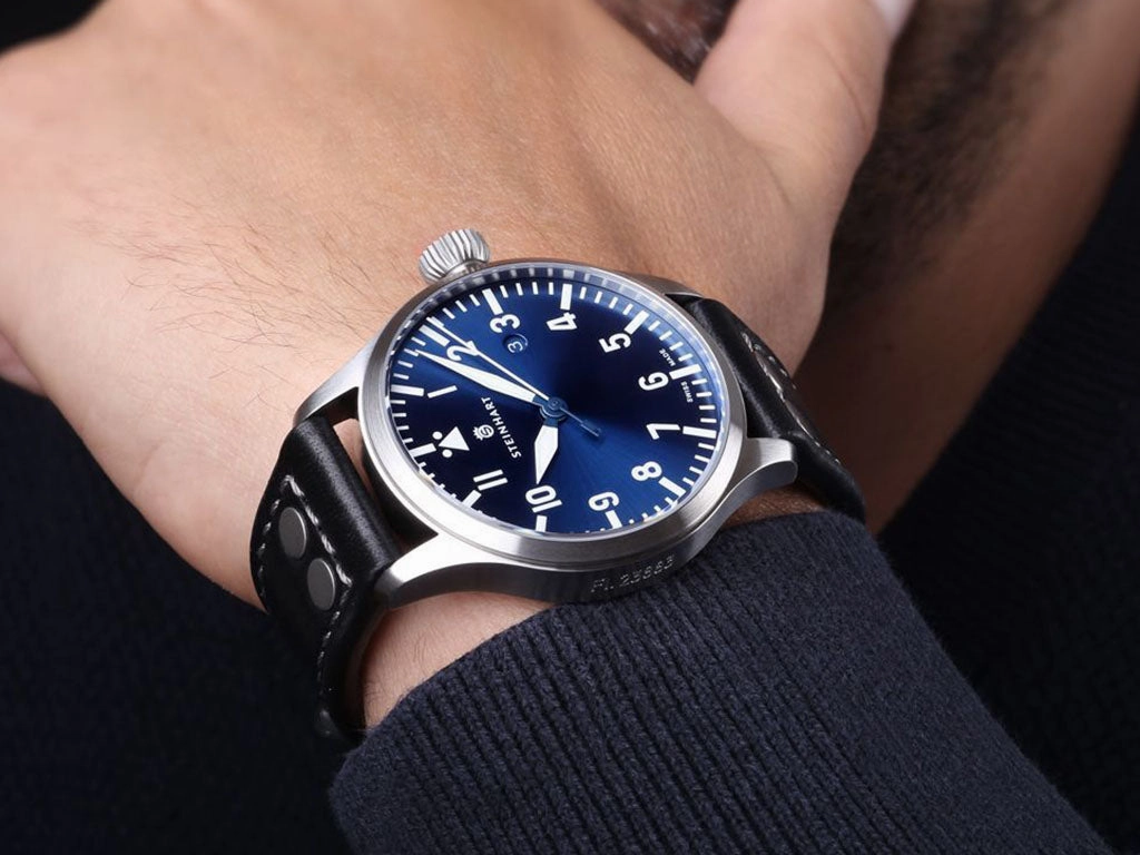 Nav B-Uhr 44 Date Blue