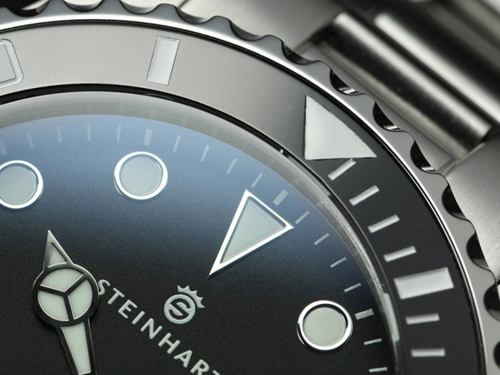 Ocean 39 Black Ceramic