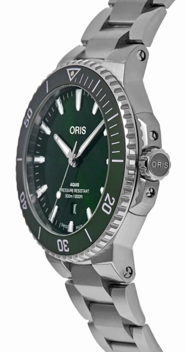 Oris Aquis Date Automatic Stainless Steel Green Dial Divers Mens Watch 733 7789 4157-07 8 23 04PEB