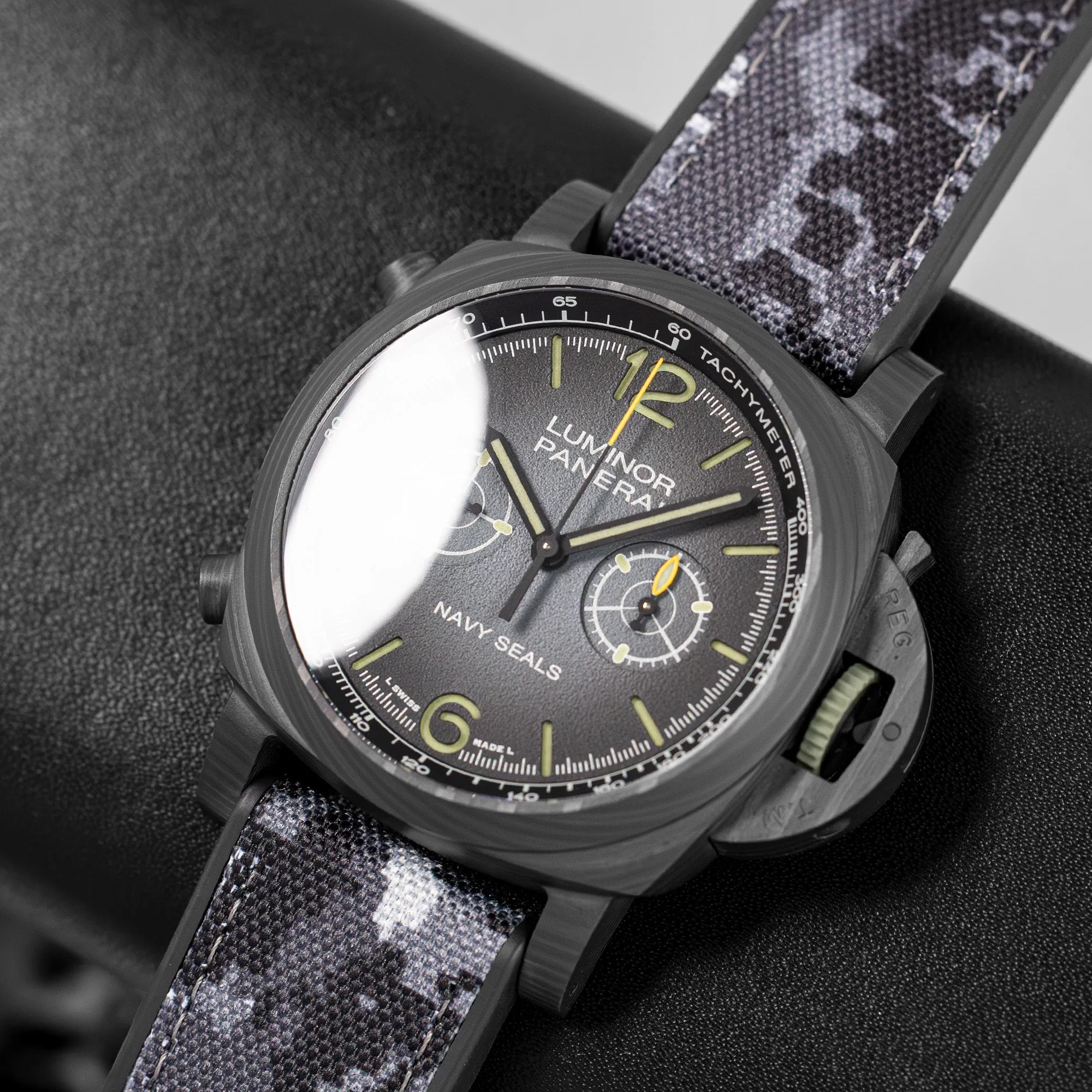 Panerai Luminor Chrono Carbotech Navy Seals PAM01419