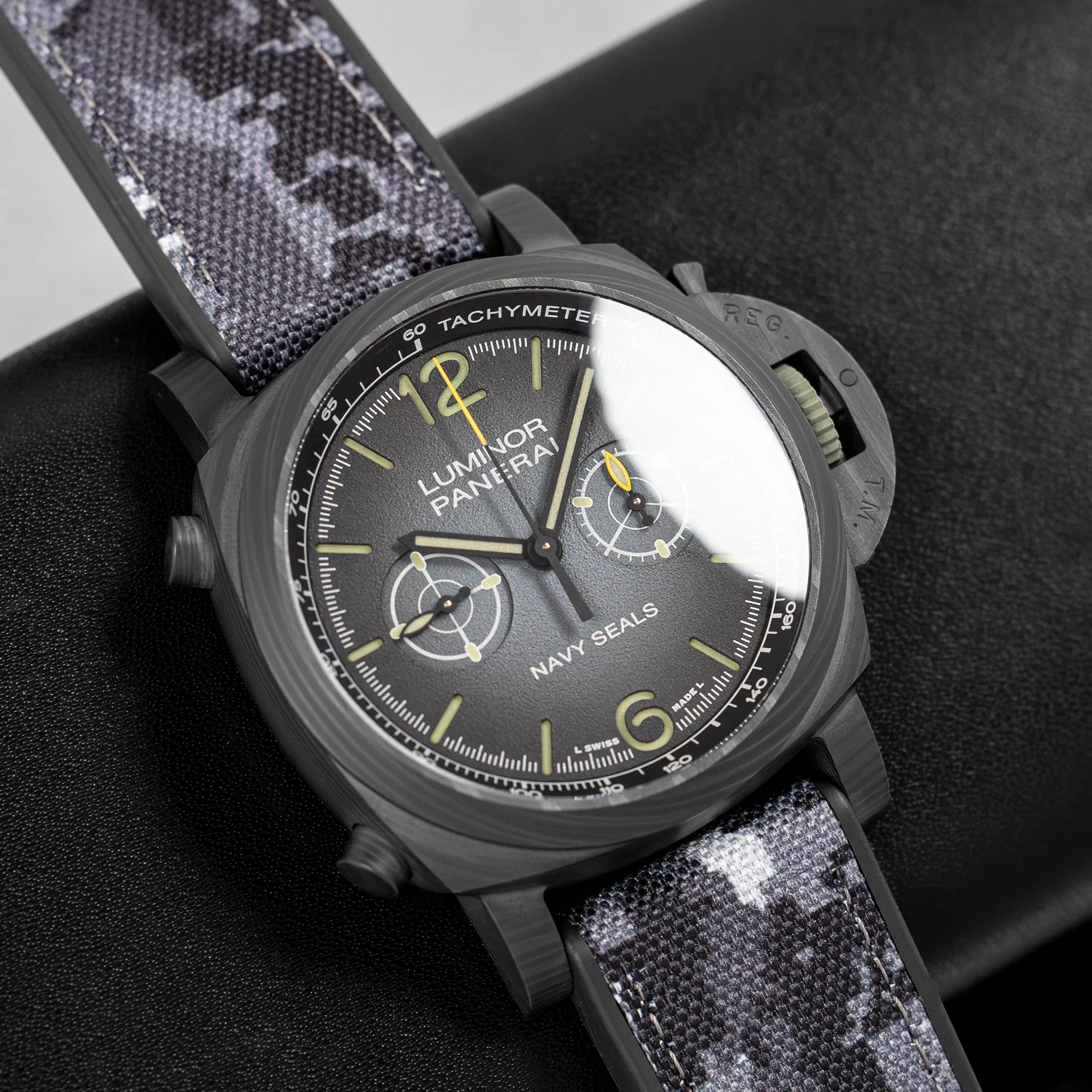 Panerai Luminor Chrono Carbotech Navy Seals PAM01419