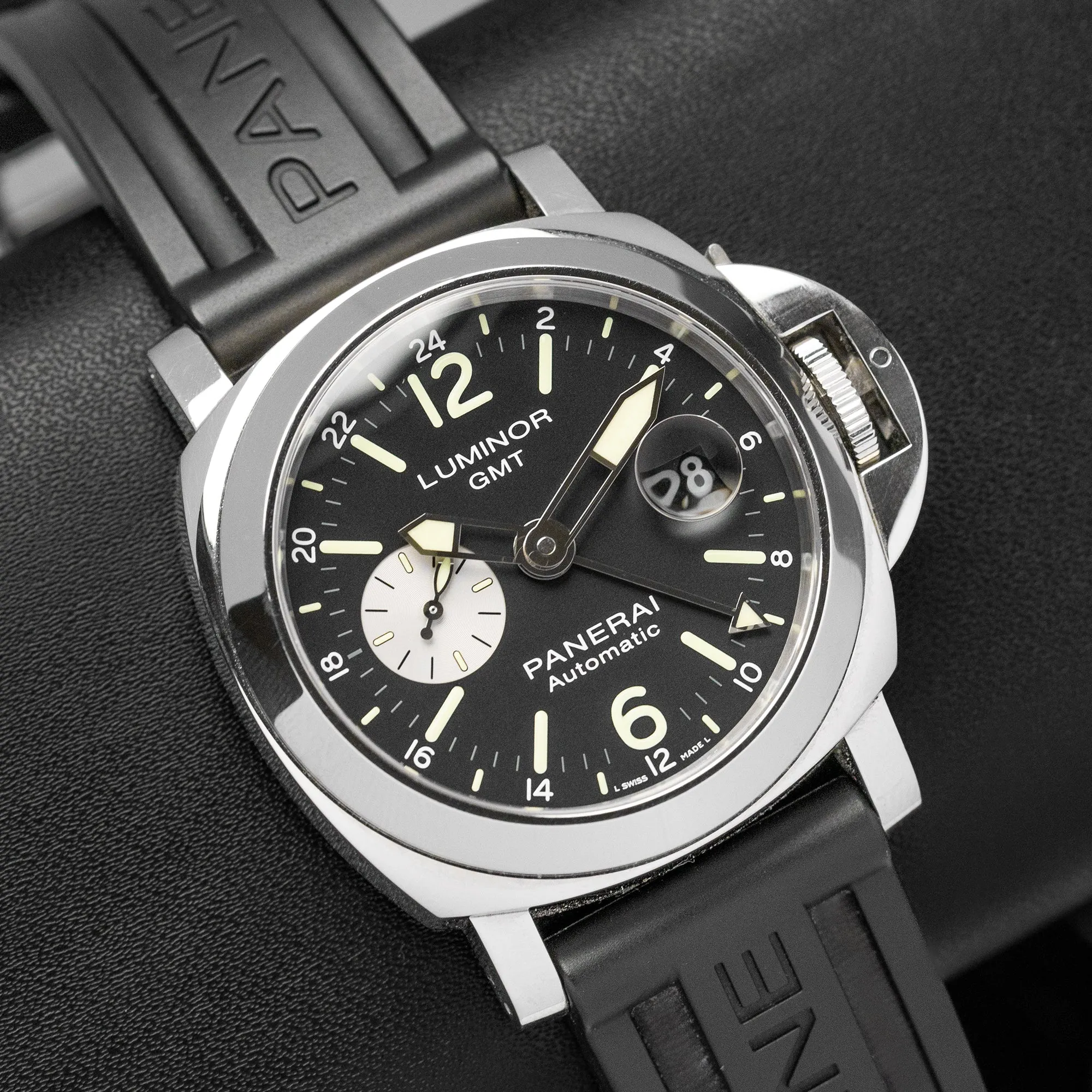 Panerai Luminor GMT PAM01088