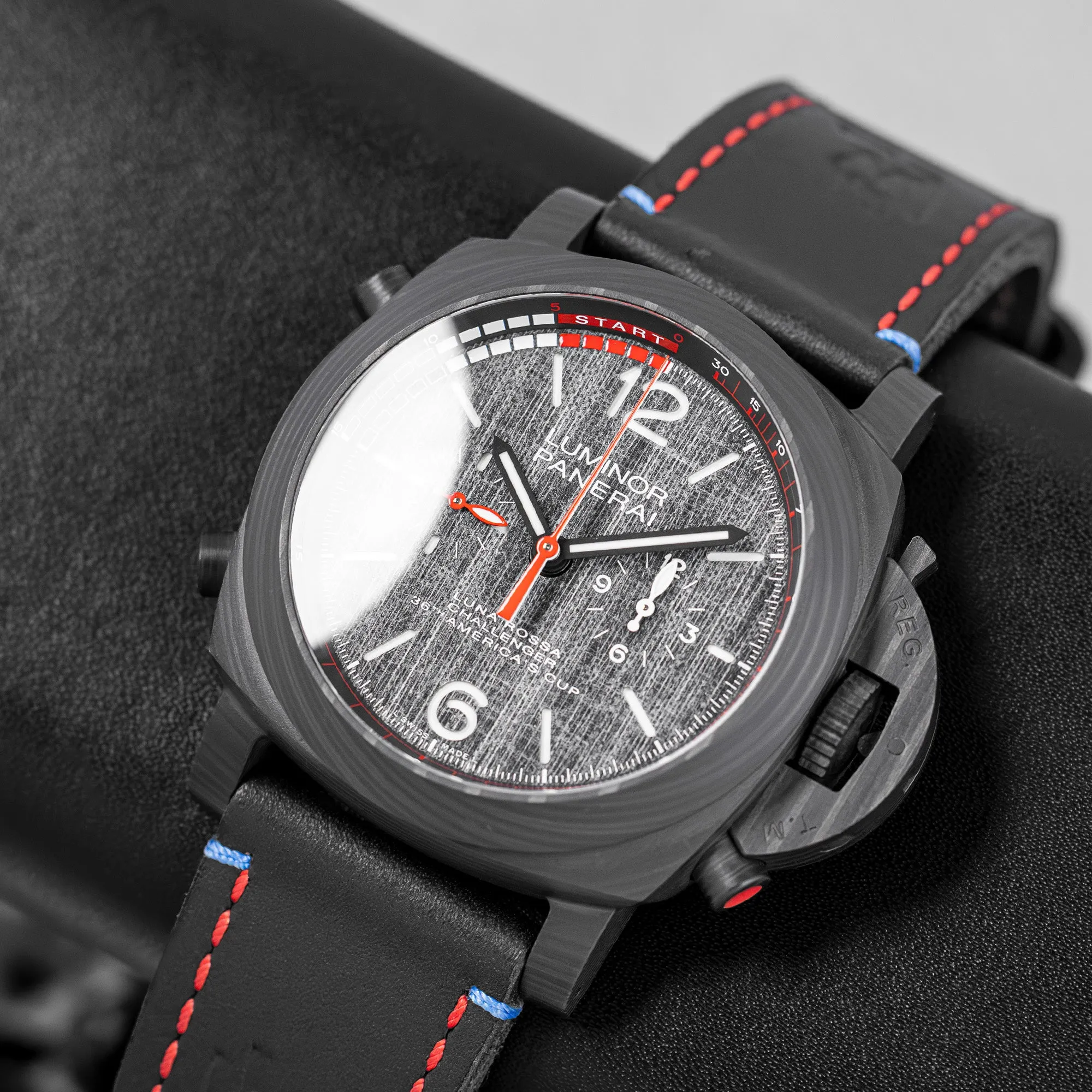 Panerai Luminor Luna Rossa Regatta PAM 01038