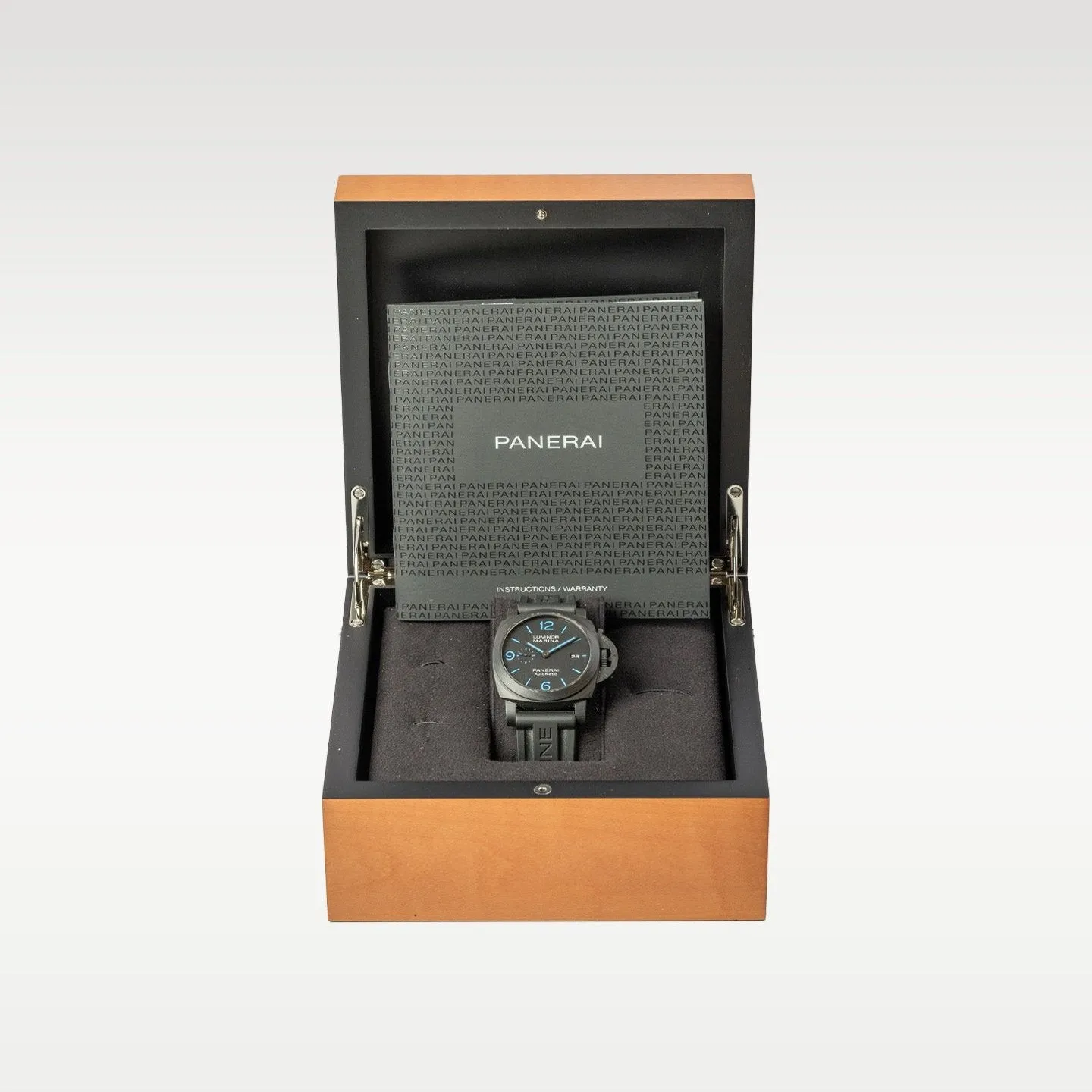 Panerai Luminor Marina Carbotech PAM01661