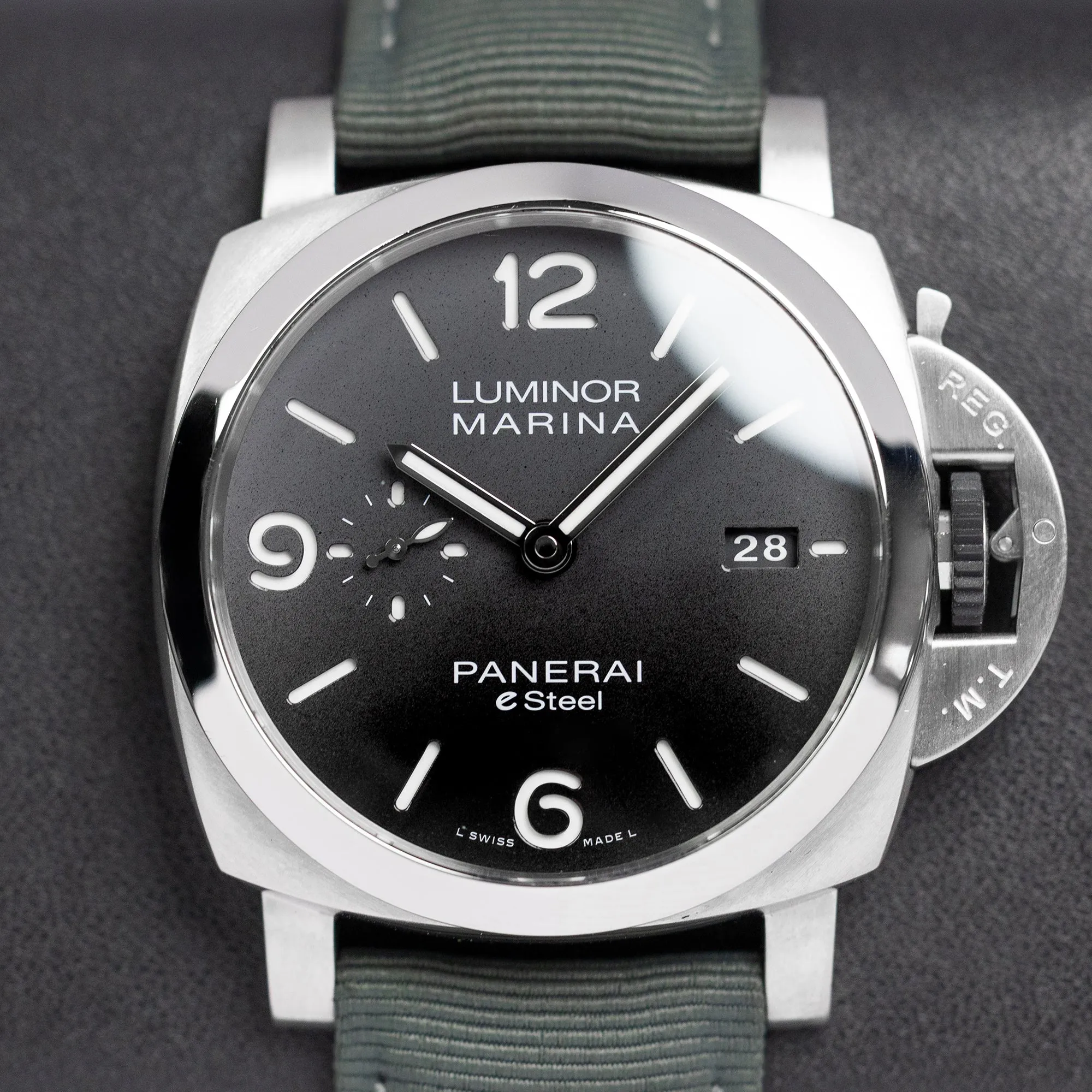 Panerai Luminor PAM01358