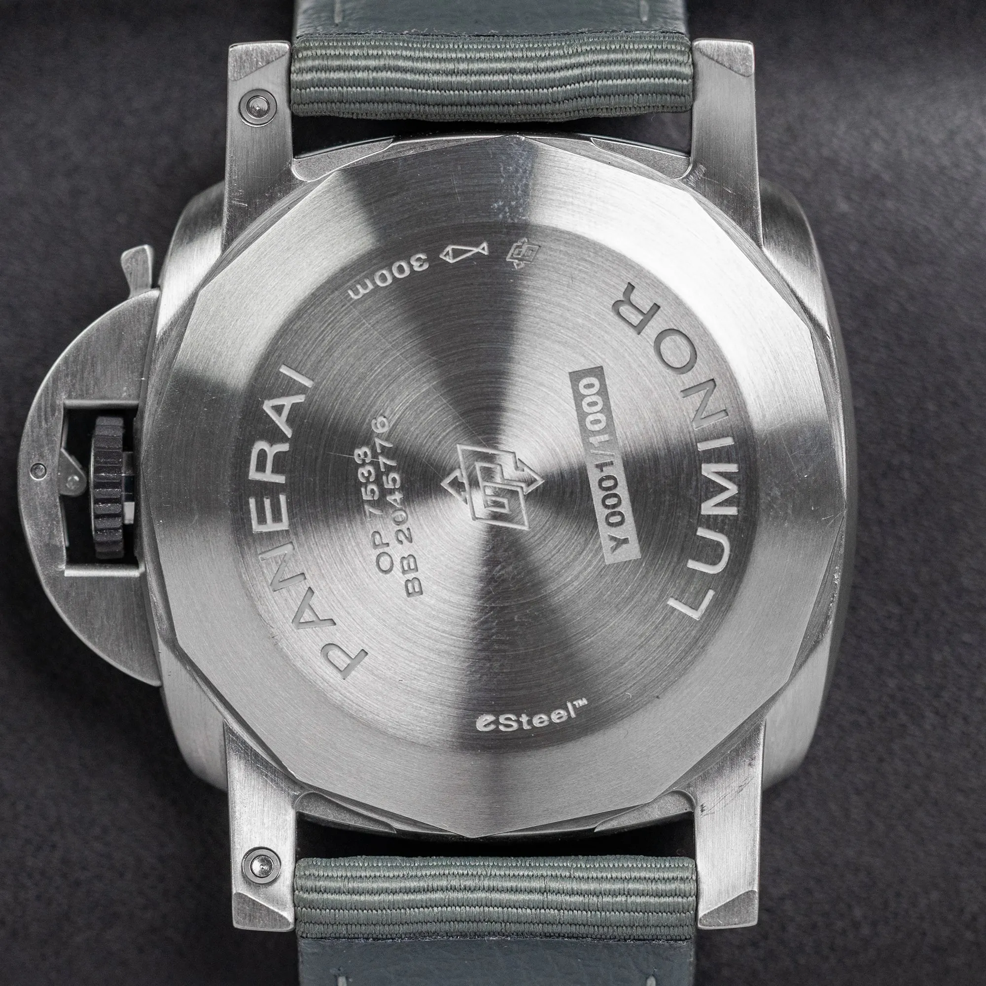 Panerai Luminor PAM01358