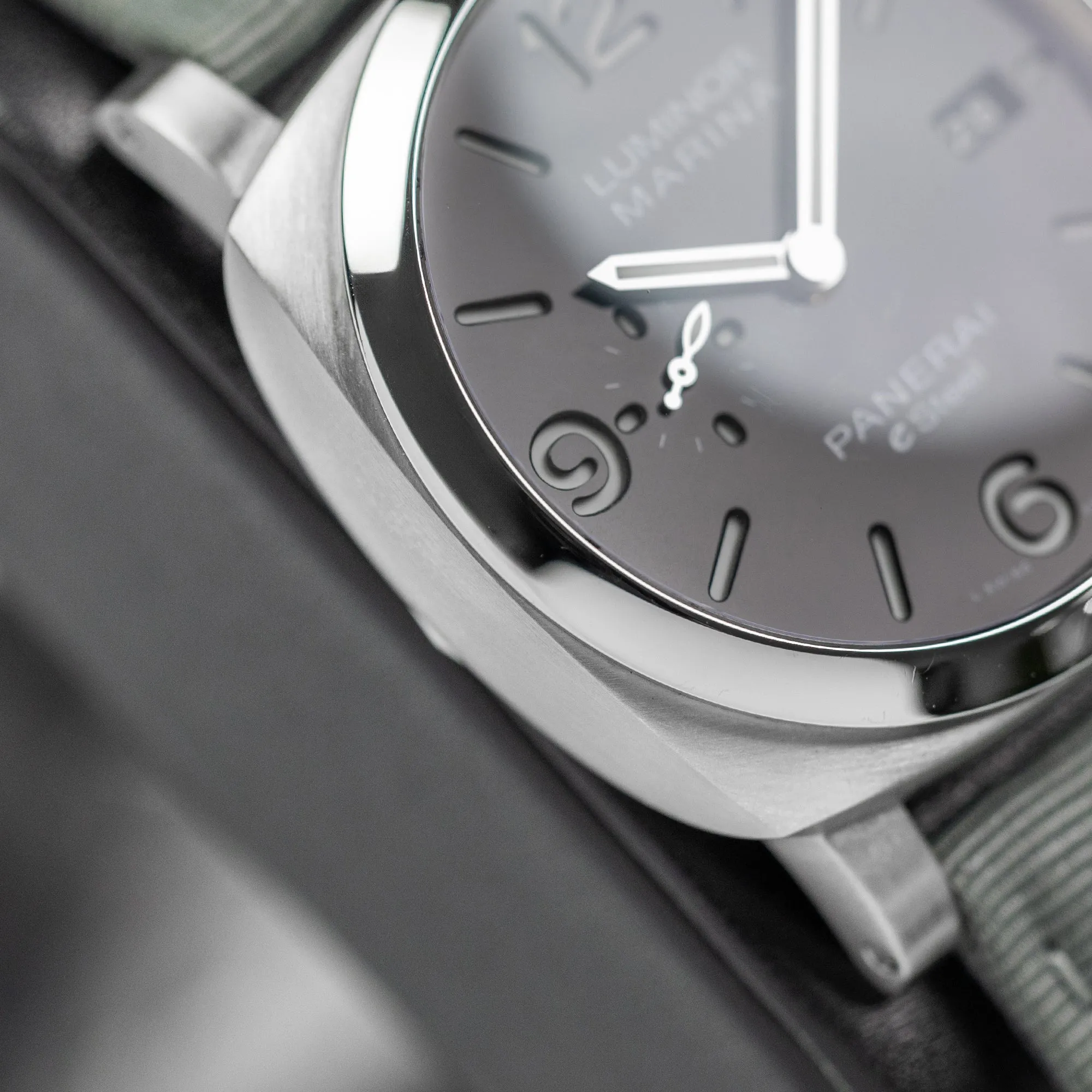 Panerai Luminor PAM01358