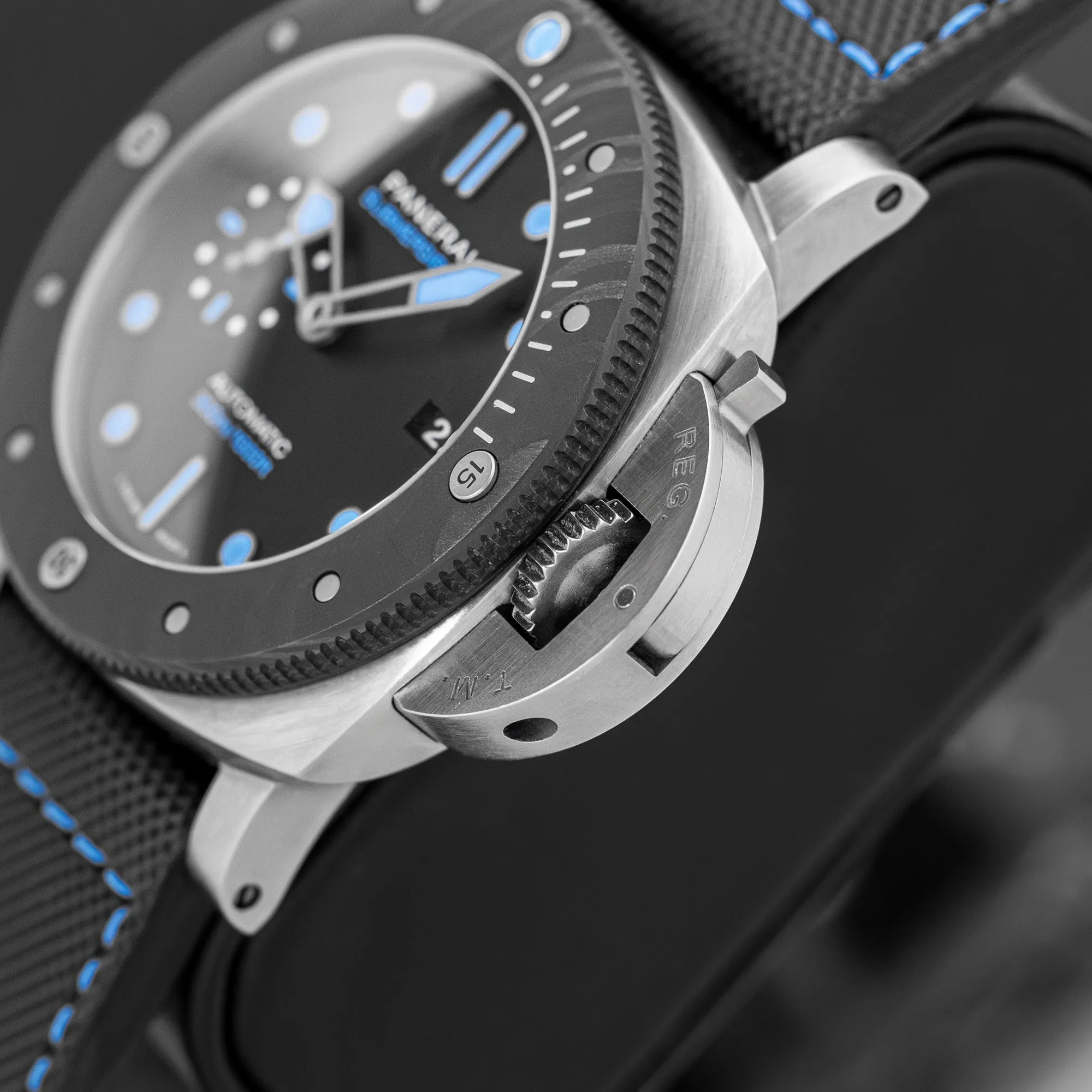 Panerai Submersible Bmg-Tech PAM00799