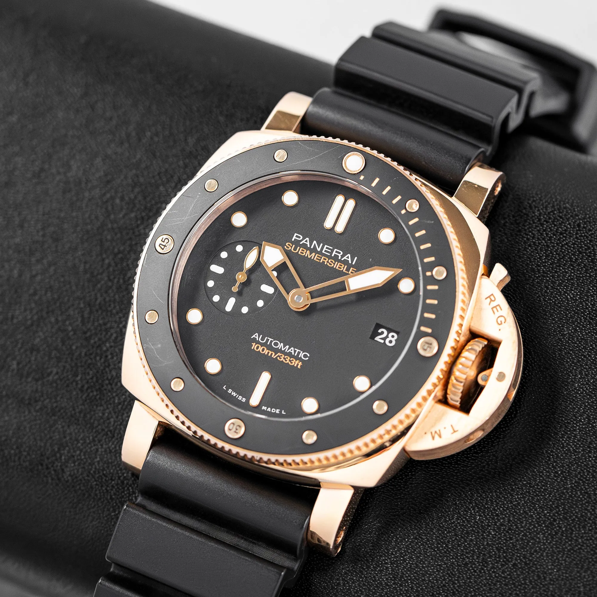 Panerai Submersible Goldtech Pam 00974