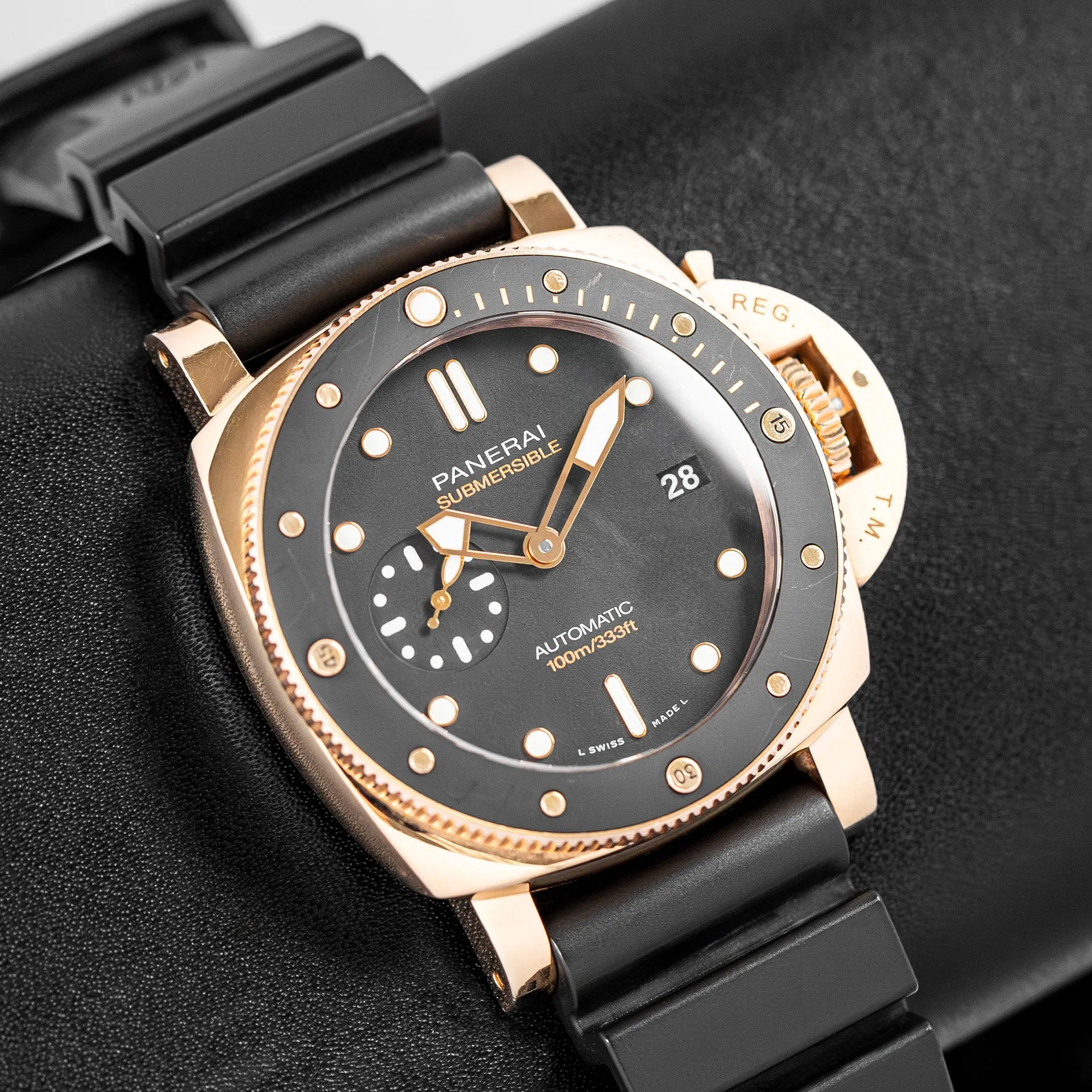 Panerai Submersible Goldtech Pam 00974
