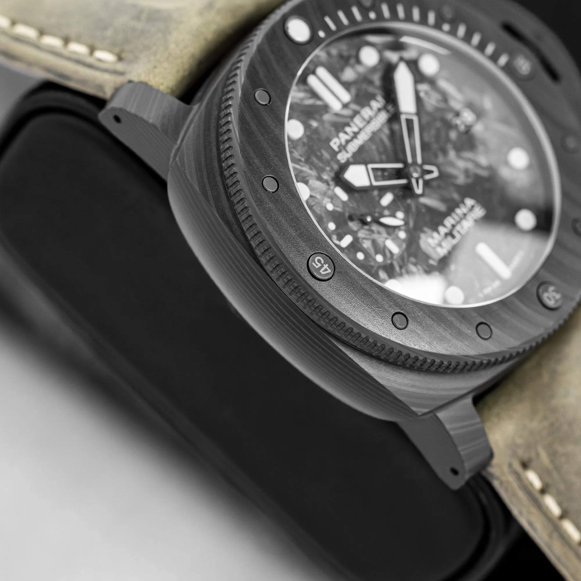 Panerai Submersible Marina Militare Carbotech PAM02979