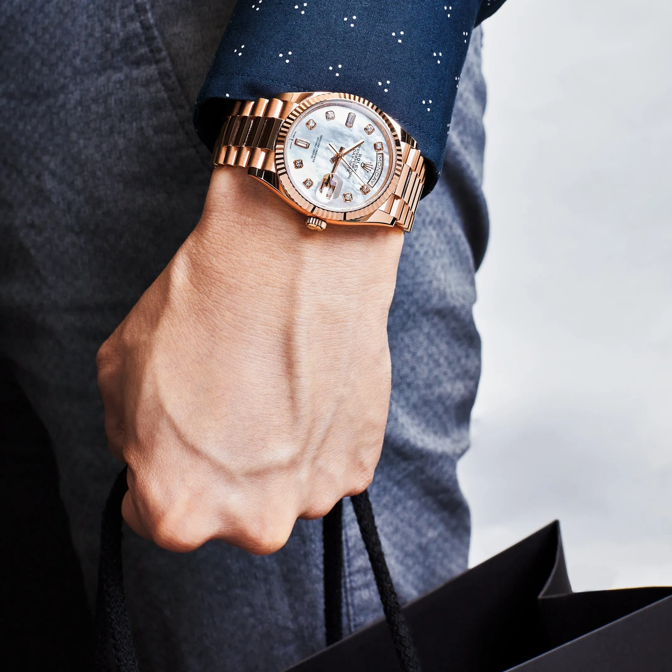 Rolex Day-Date 36 128235 Rose Gold Mother of Pearl Diamond Dial