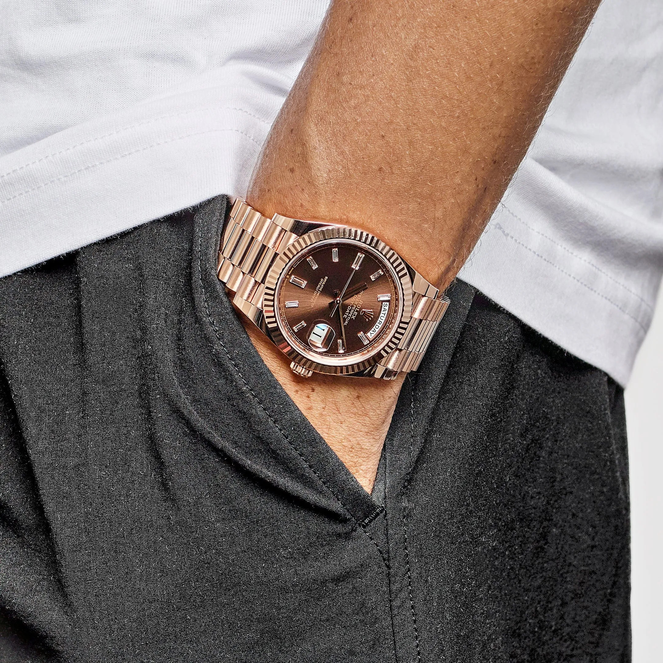 Rolex Day-Date 40 228235 Rose Gold Chocolate Baguette Diamond Dial (2024)