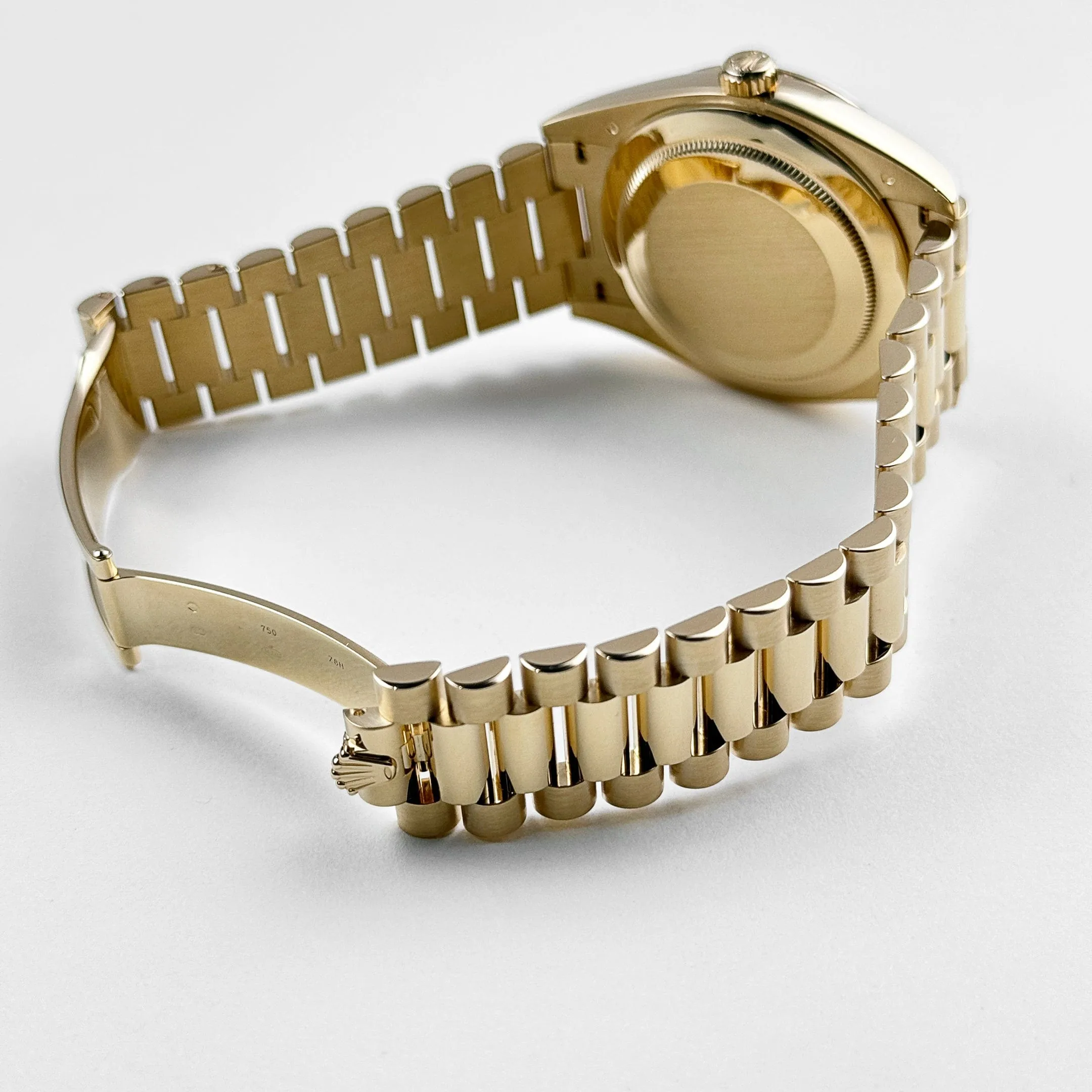 Rolex Day-Date 40 228238 Yellow Gold Champagne Roman Dial