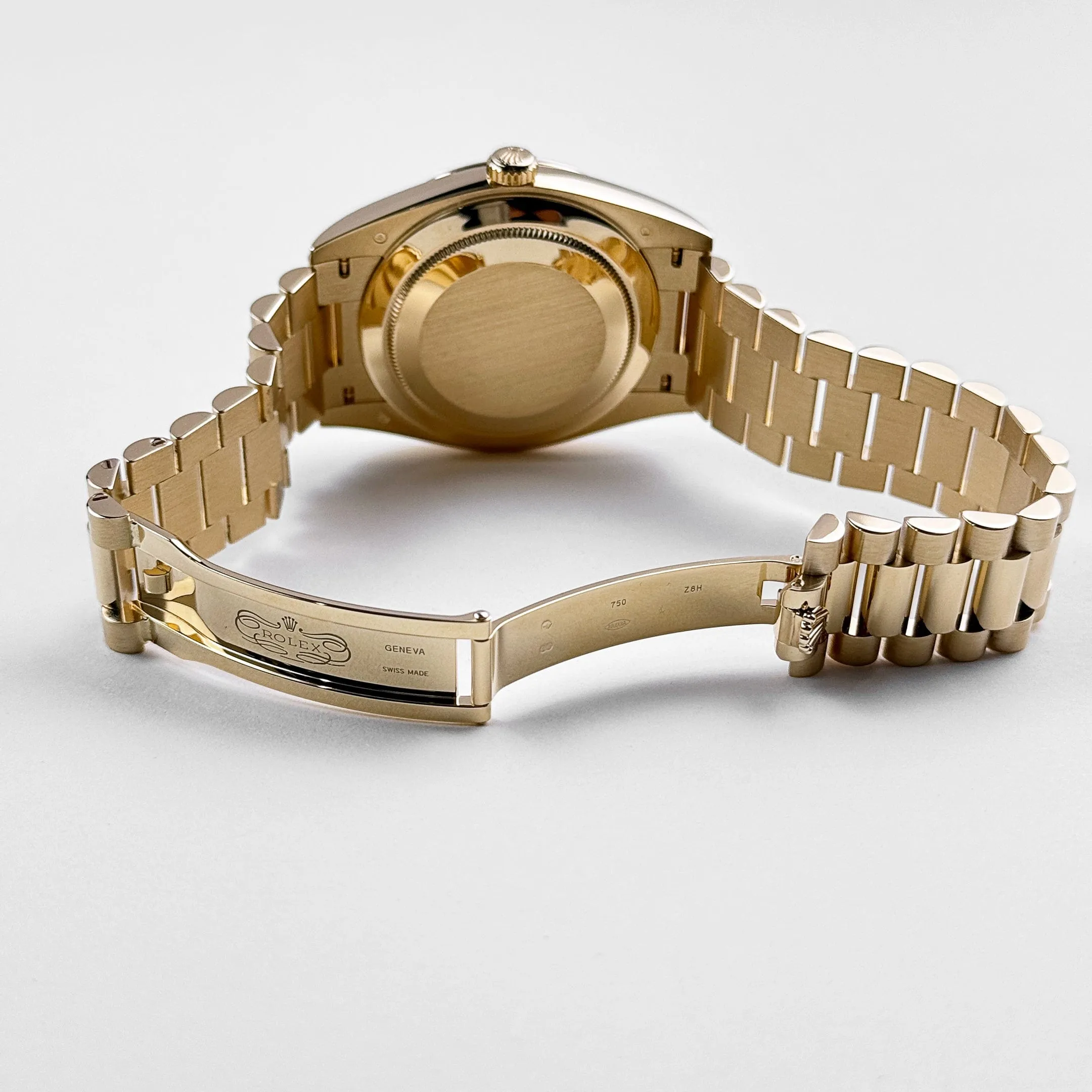 Rolex Day-Date 40 228238 Yellow Gold Champagne Roman Dial