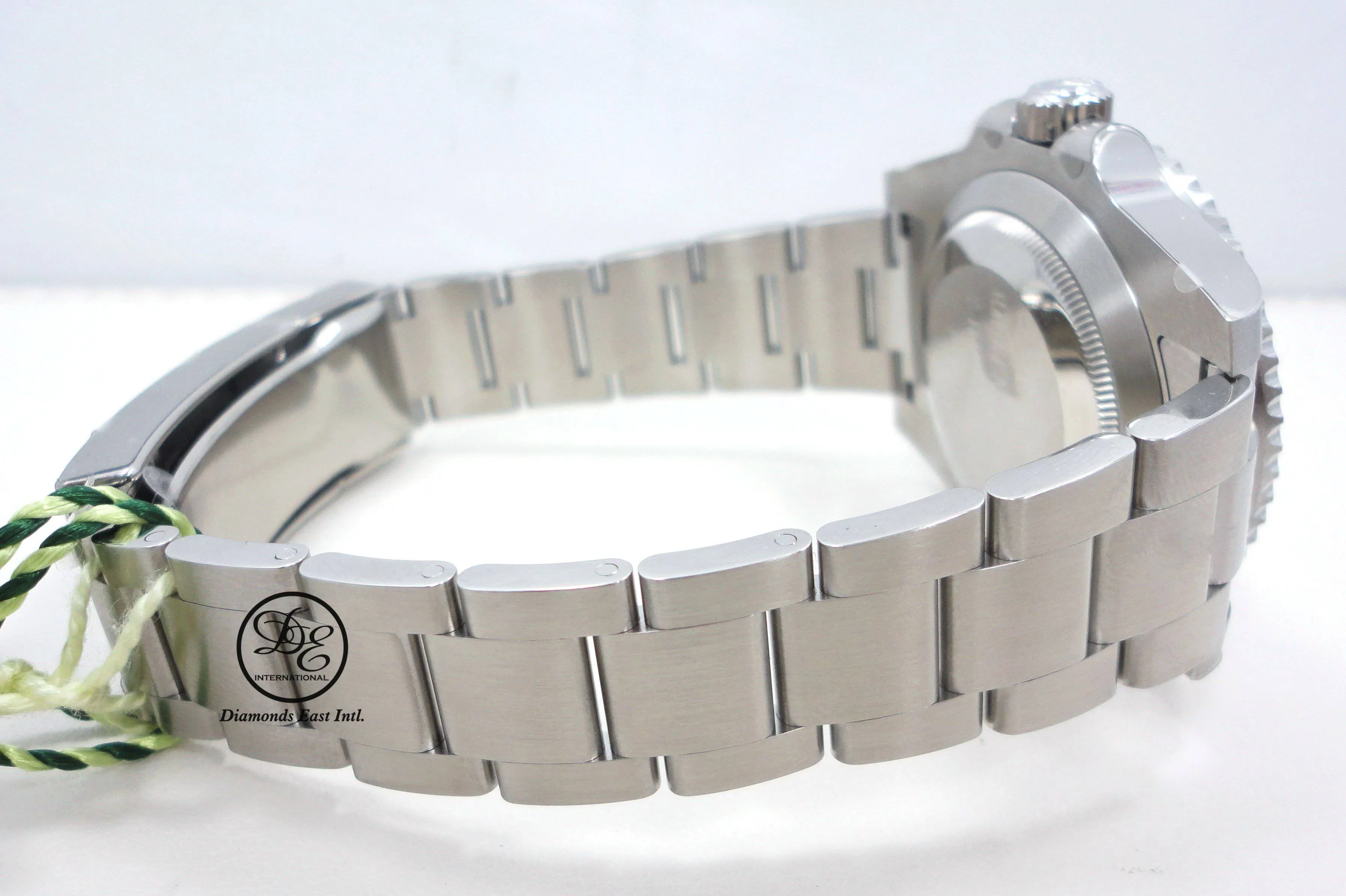 Rolex Oyster Perpetual Submariner 114060  (No Date) UNWORN