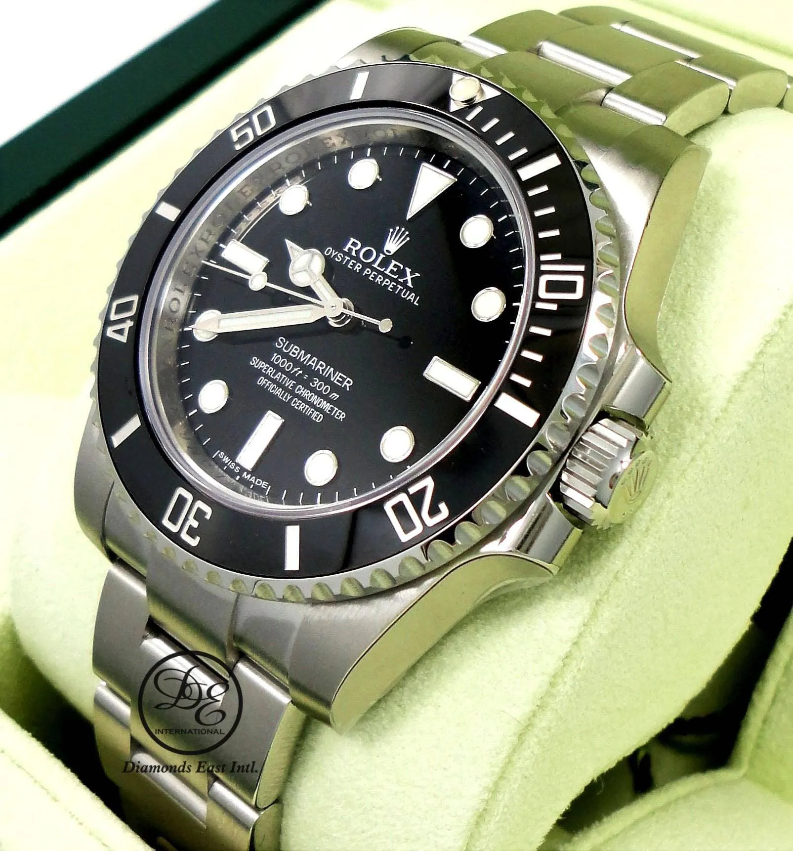 Rolex Oyster Perpetual Submariner 114060  (No Date) UNWORN