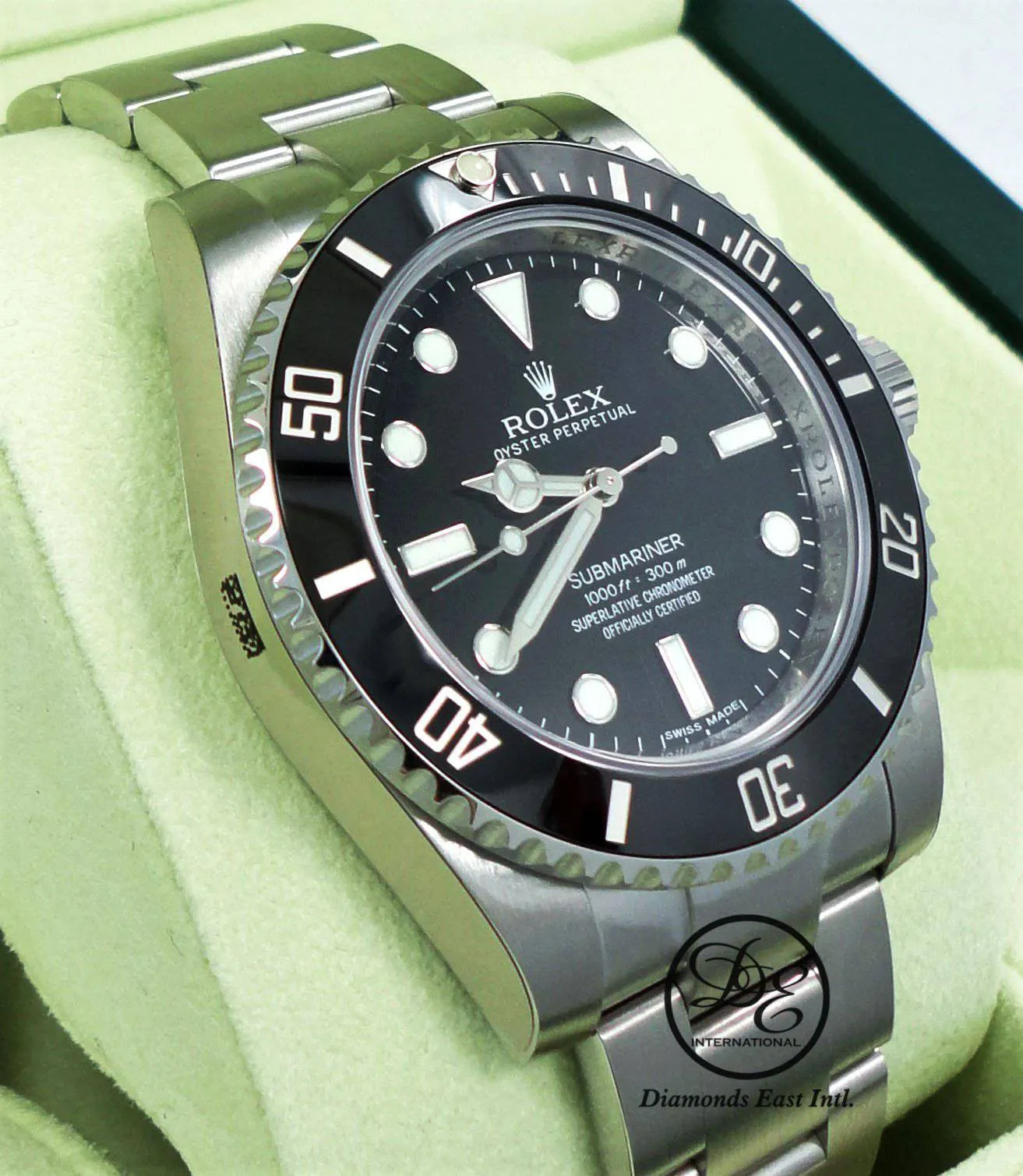 Rolex Oyster Perpetual Submariner 114060  (No Date) UNWORN