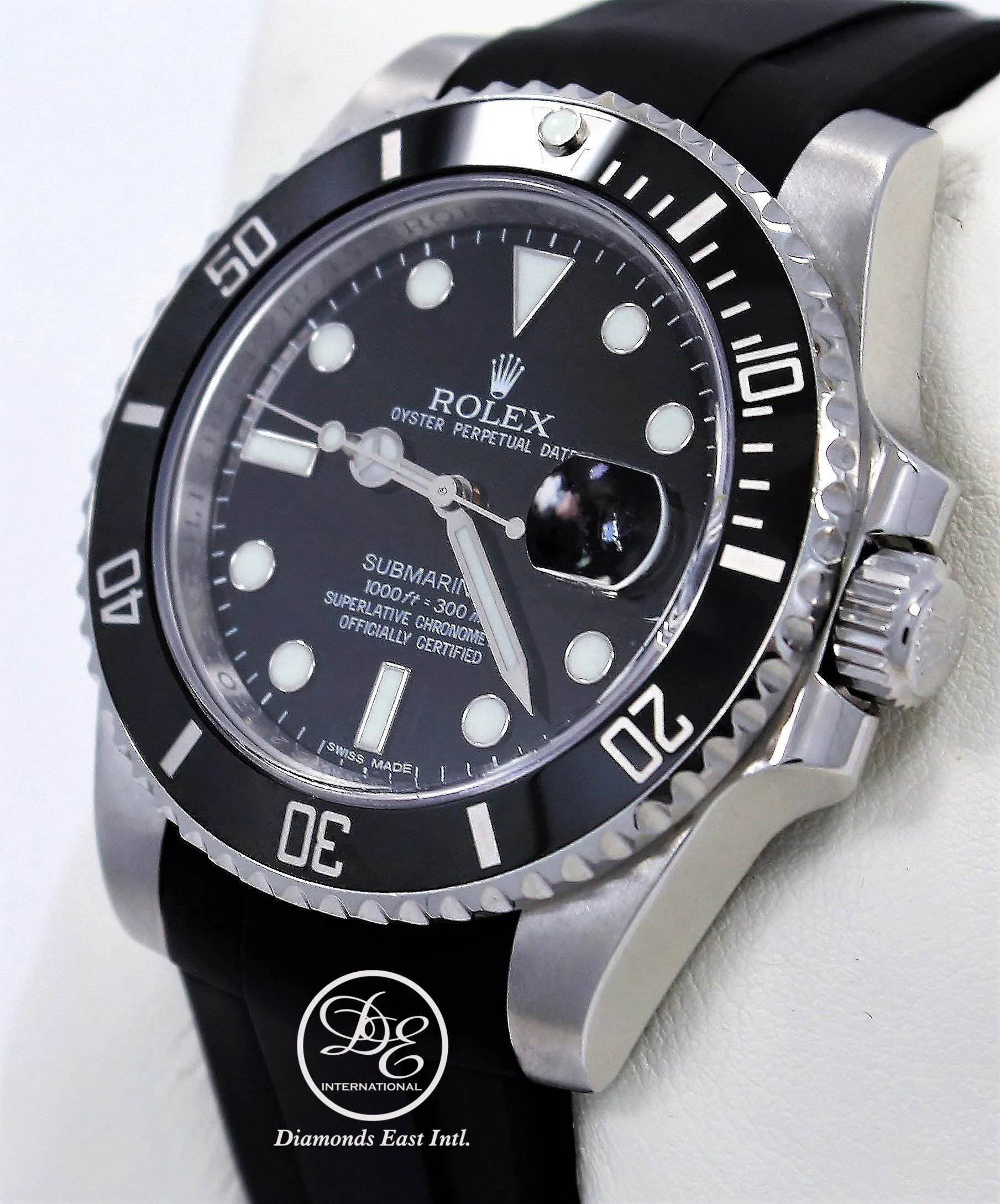 Rolex Oyster Perpetual Submariner Date 116610 LN RUBBER B & OYSTER BRACELET
