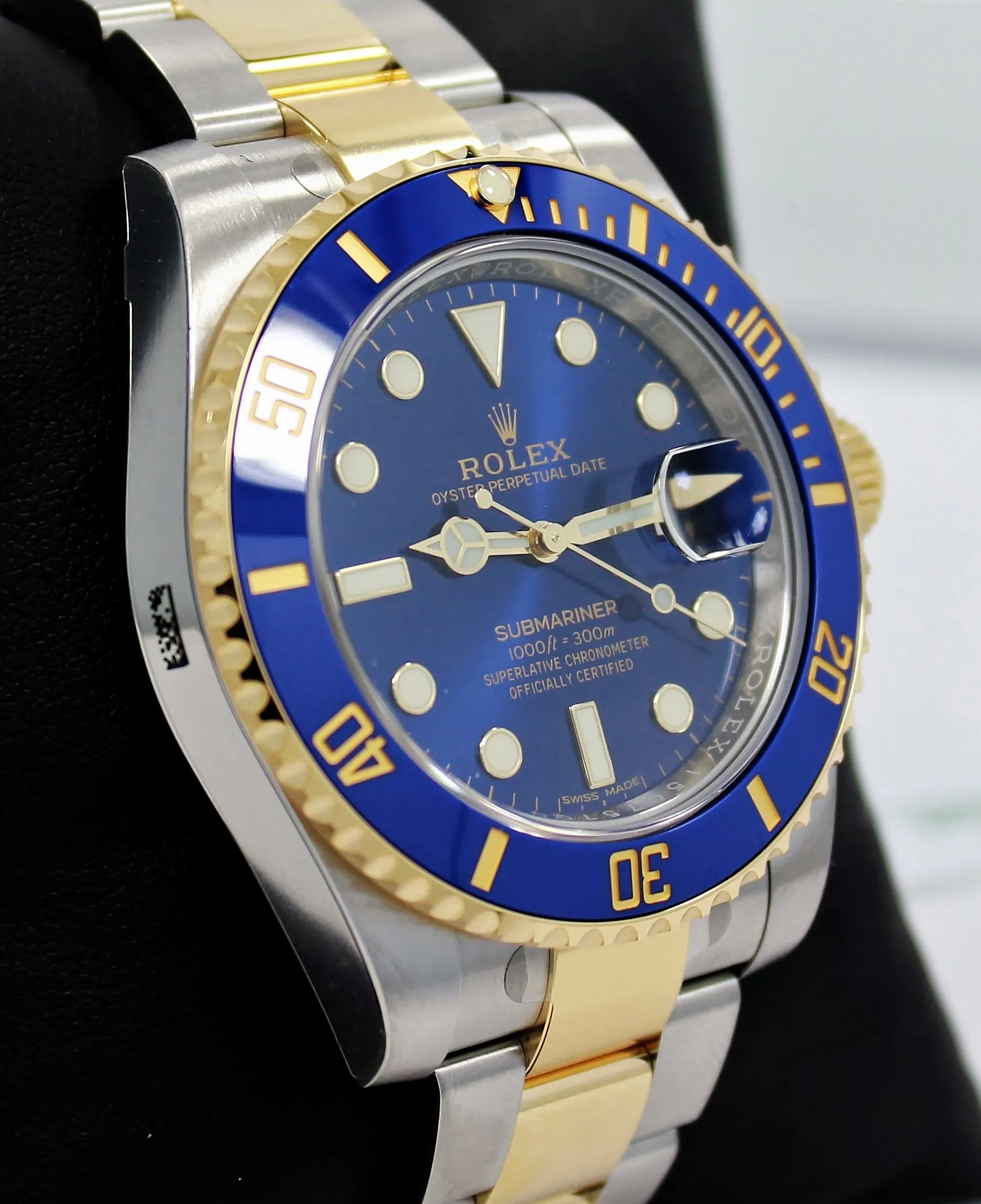 Rolex Oyster Perpetual Submariner Date 116613LB (Unworn)