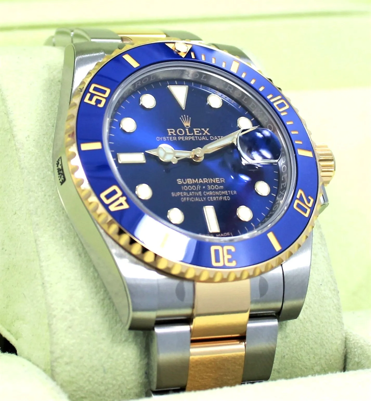 Rolex Oyster Perpetual Submariner Date 116613LB (Unworn)