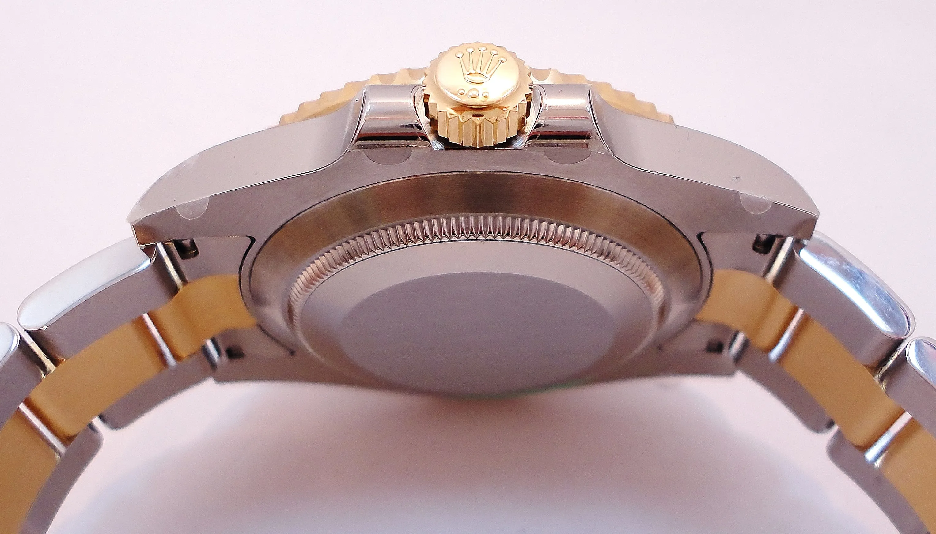 Rolex Oyster Perpetual Submariner Date 116613LN UNWORN