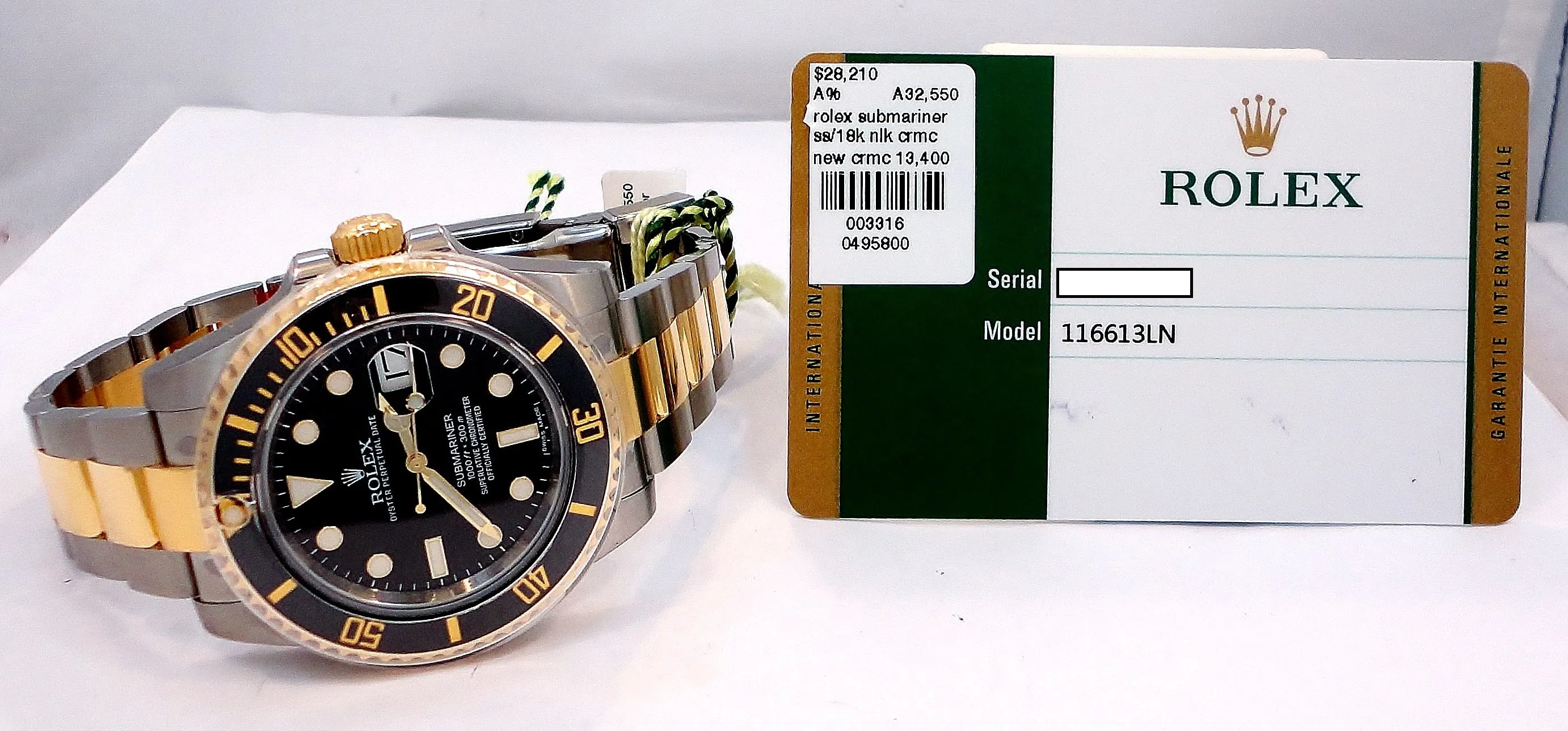 Rolex Oyster Perpetual Submariner Date 116613LN UNWORN