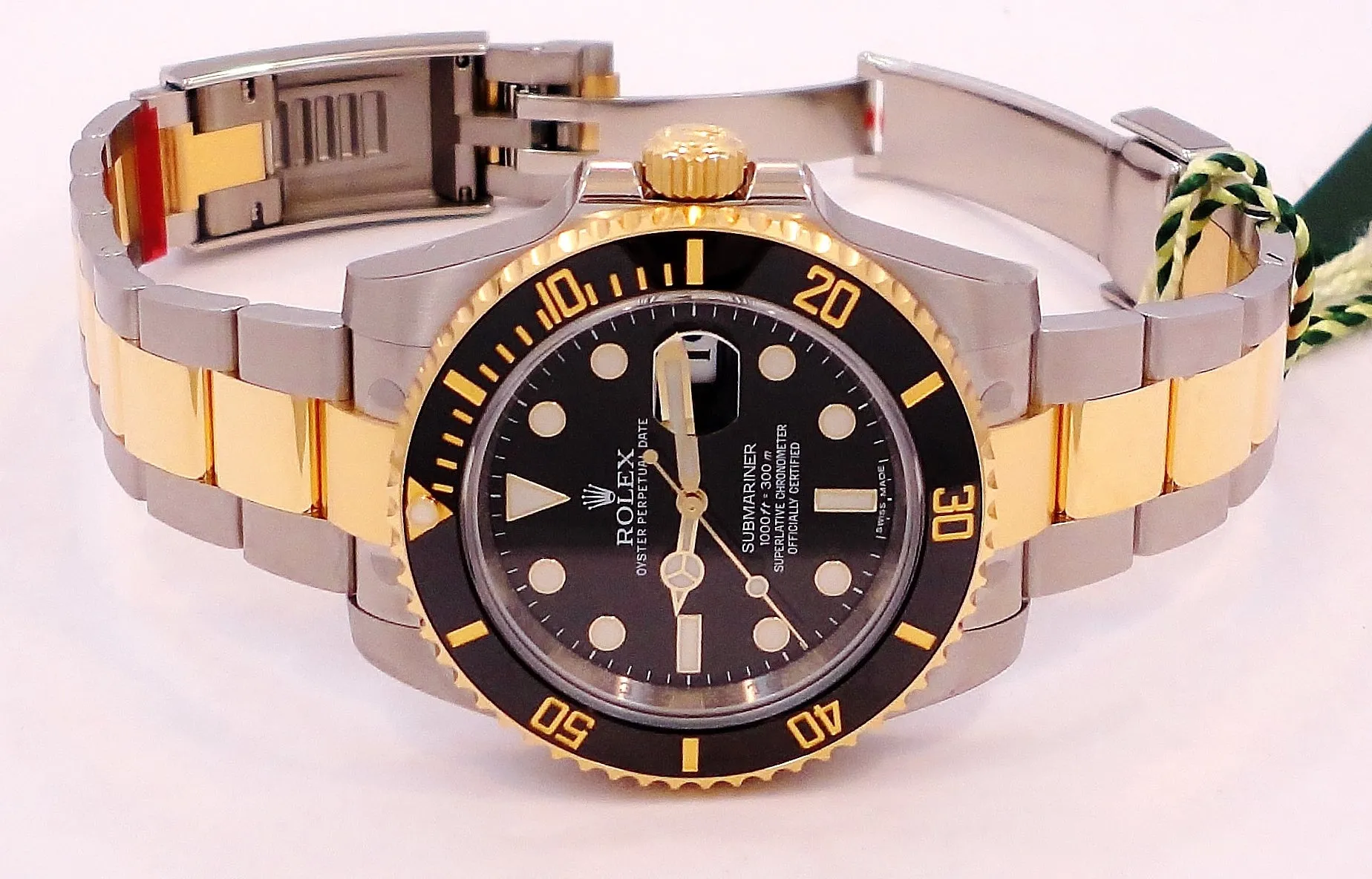 Rolex Oyster Perpetual Submariner Date 116613LN UNWORN