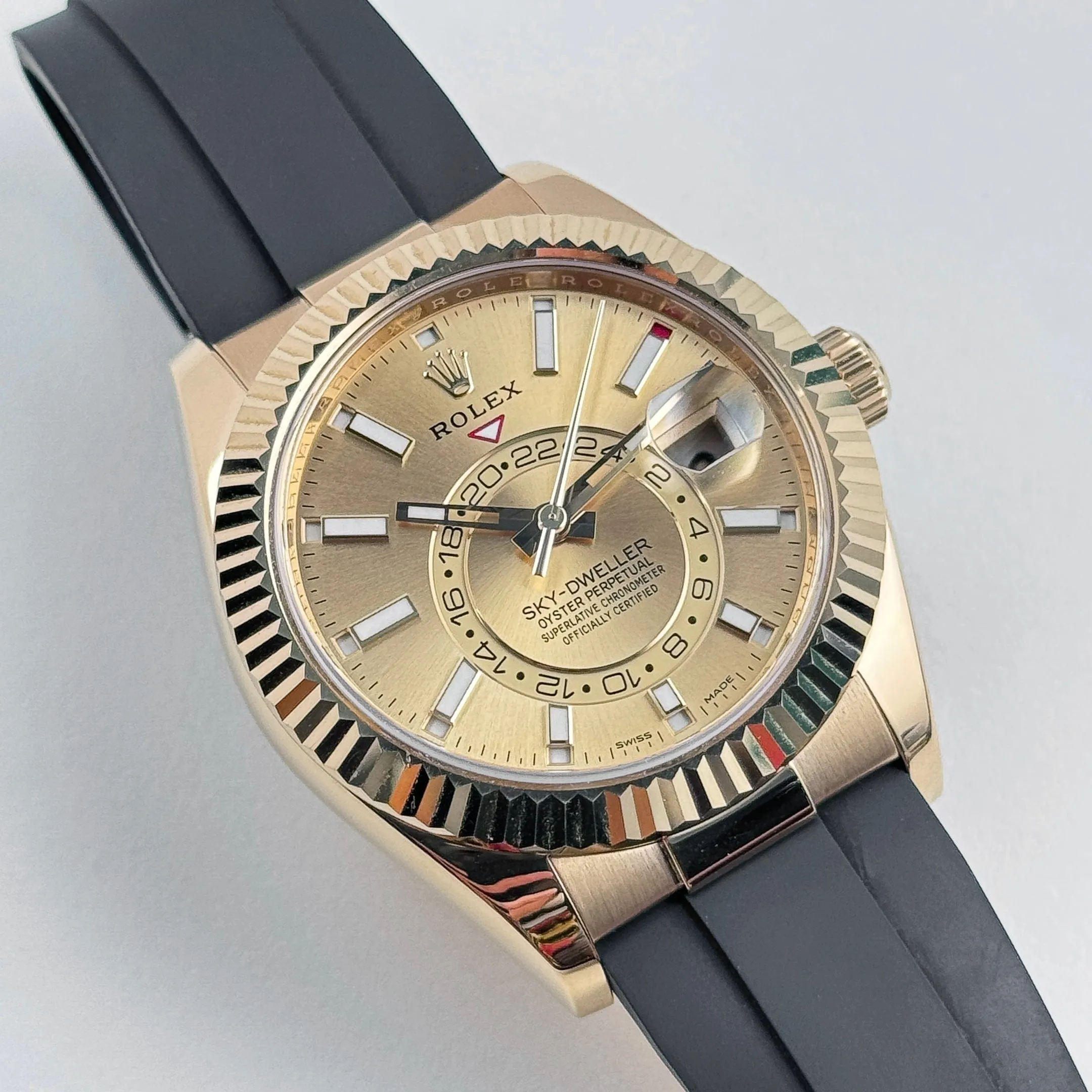 Rolex Sky-Dweller 326238 Yellow Gold Champagne Dial Rubber Strap (2022)