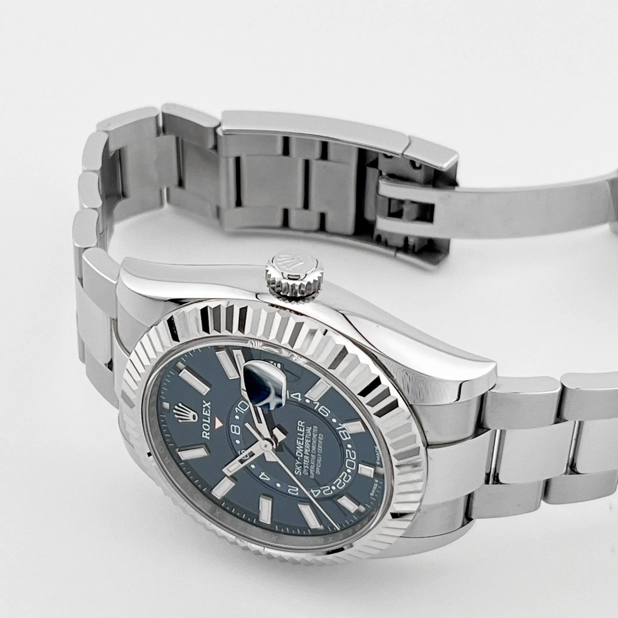 Rolex Sky-Dweller 336934 Stainless Steel Blue Dial Oyster (2024)