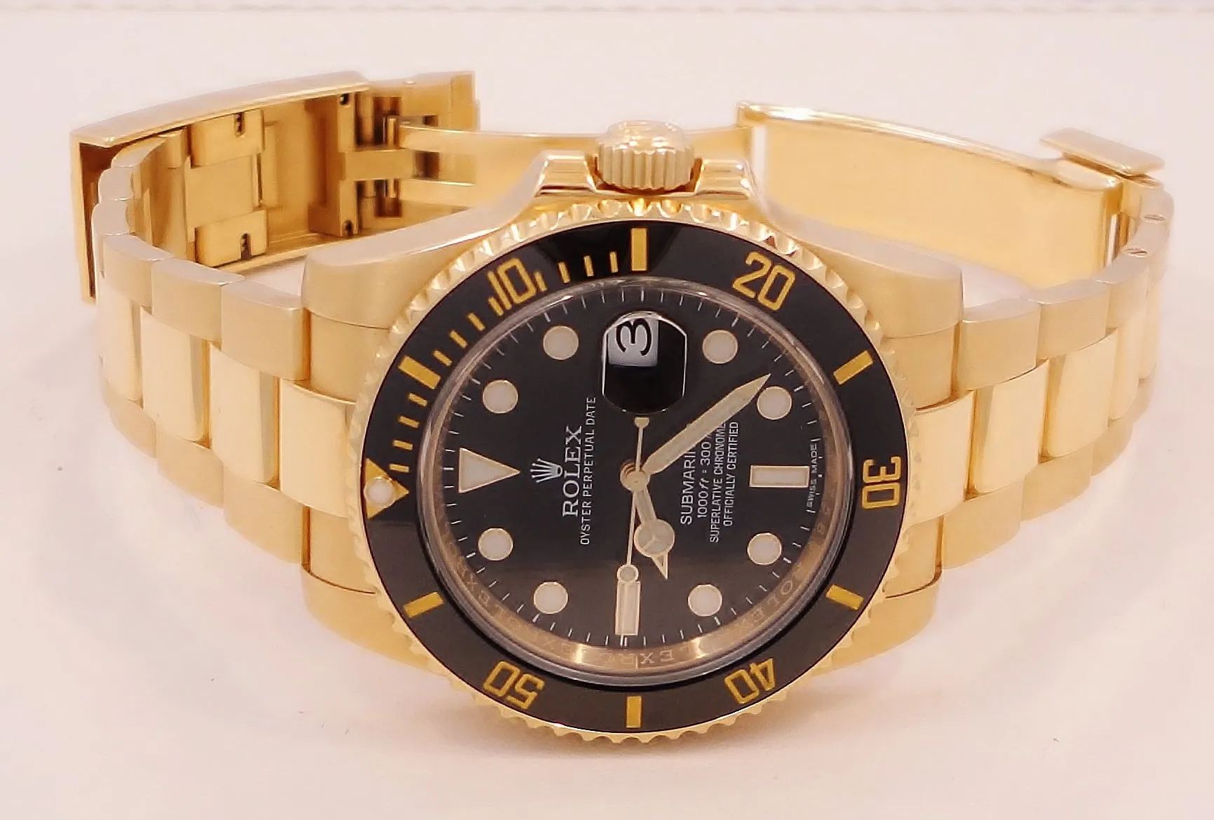 Rolex Submariner 116618LN Date Oyster Perpetual 18k yellow gold BOX/PAPERS