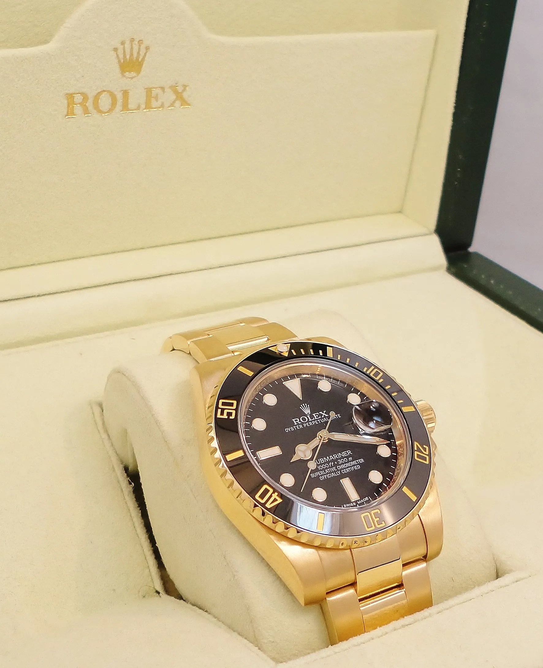 Rolex Submariner 116618LN Date Oyster Perpetual 18k yellow gold BOX/PAPERS