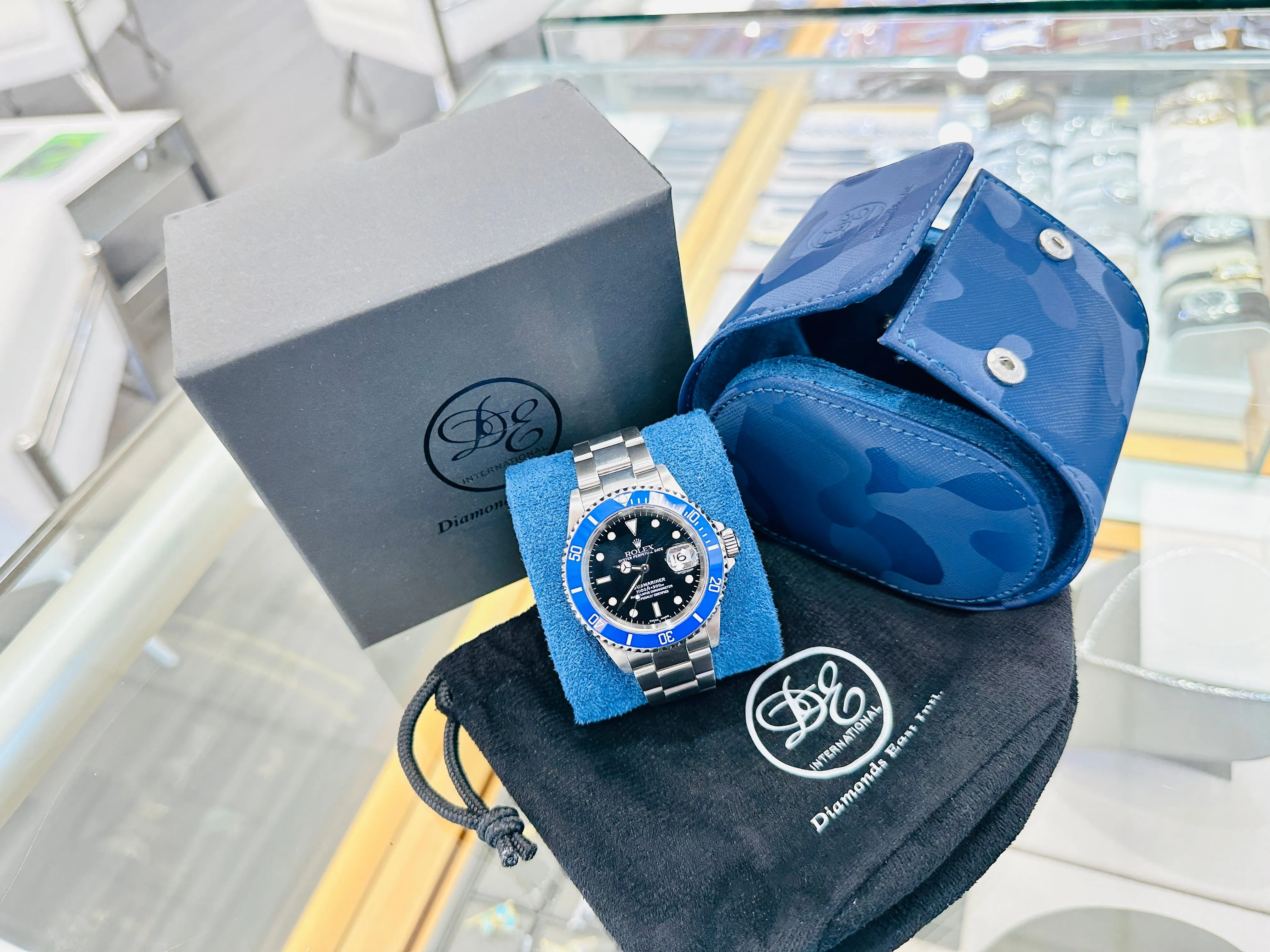 Rolex Submariner 16610 Steel Custom Blue Ceramic Bezel Watch MINT