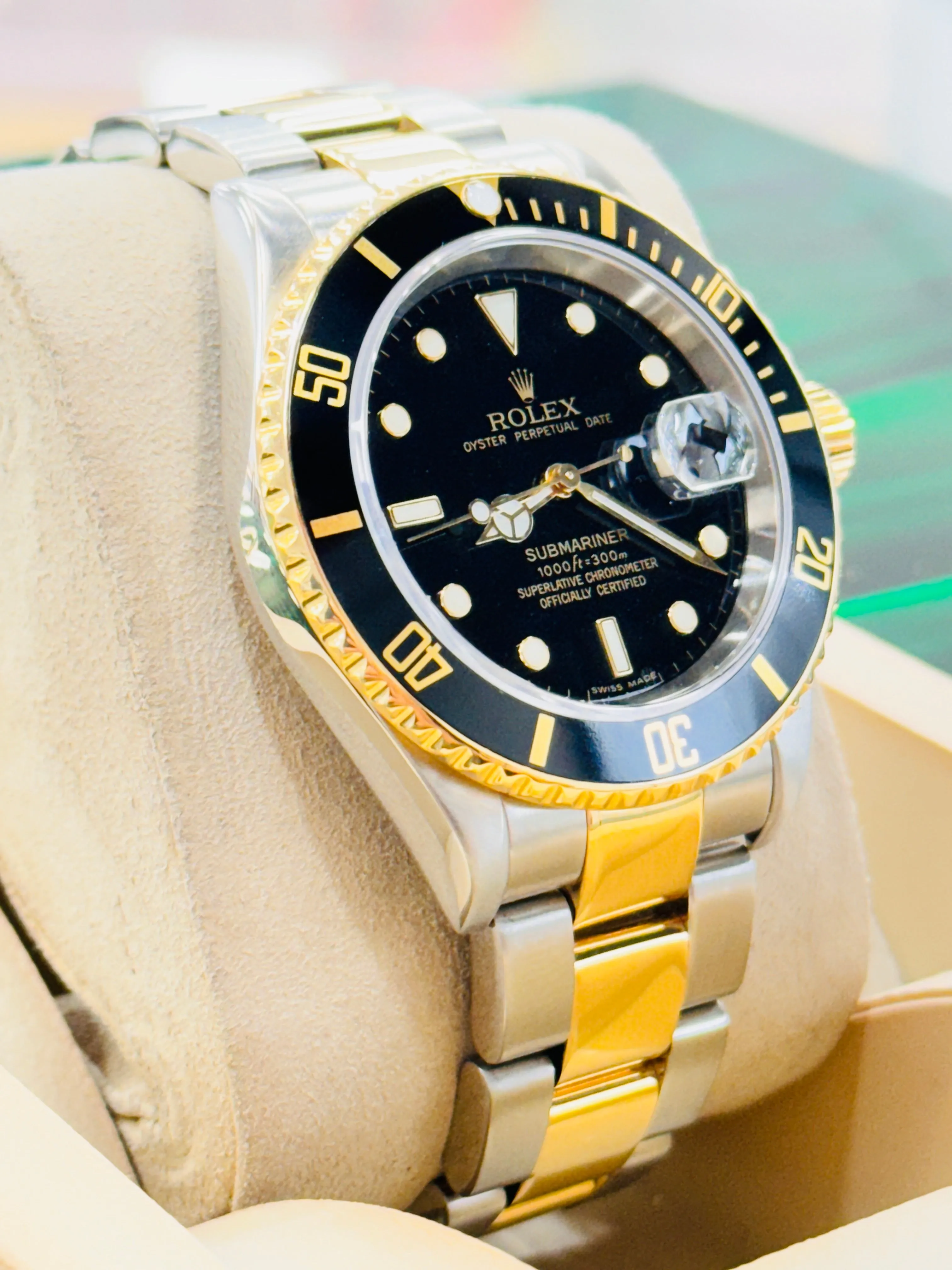 Rolex Submariner 16613 Steel 18k Yellow Gold Oyster Bracelet Black Bezel Watch MINT
