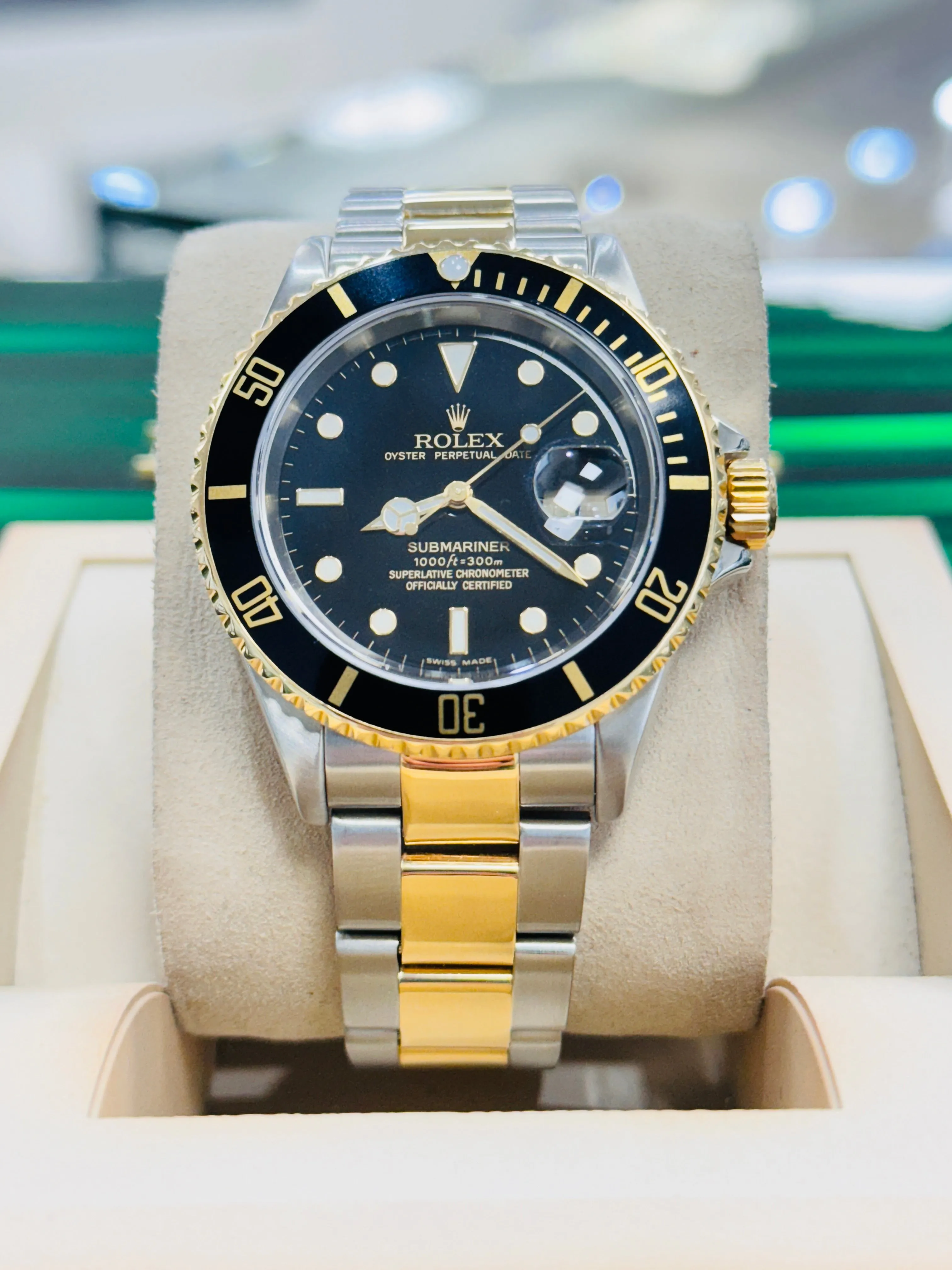 Rolex Submariner 16613 Steel 18k Yellow Gold Oyster Bracelet Black Bezel Watch MINT
