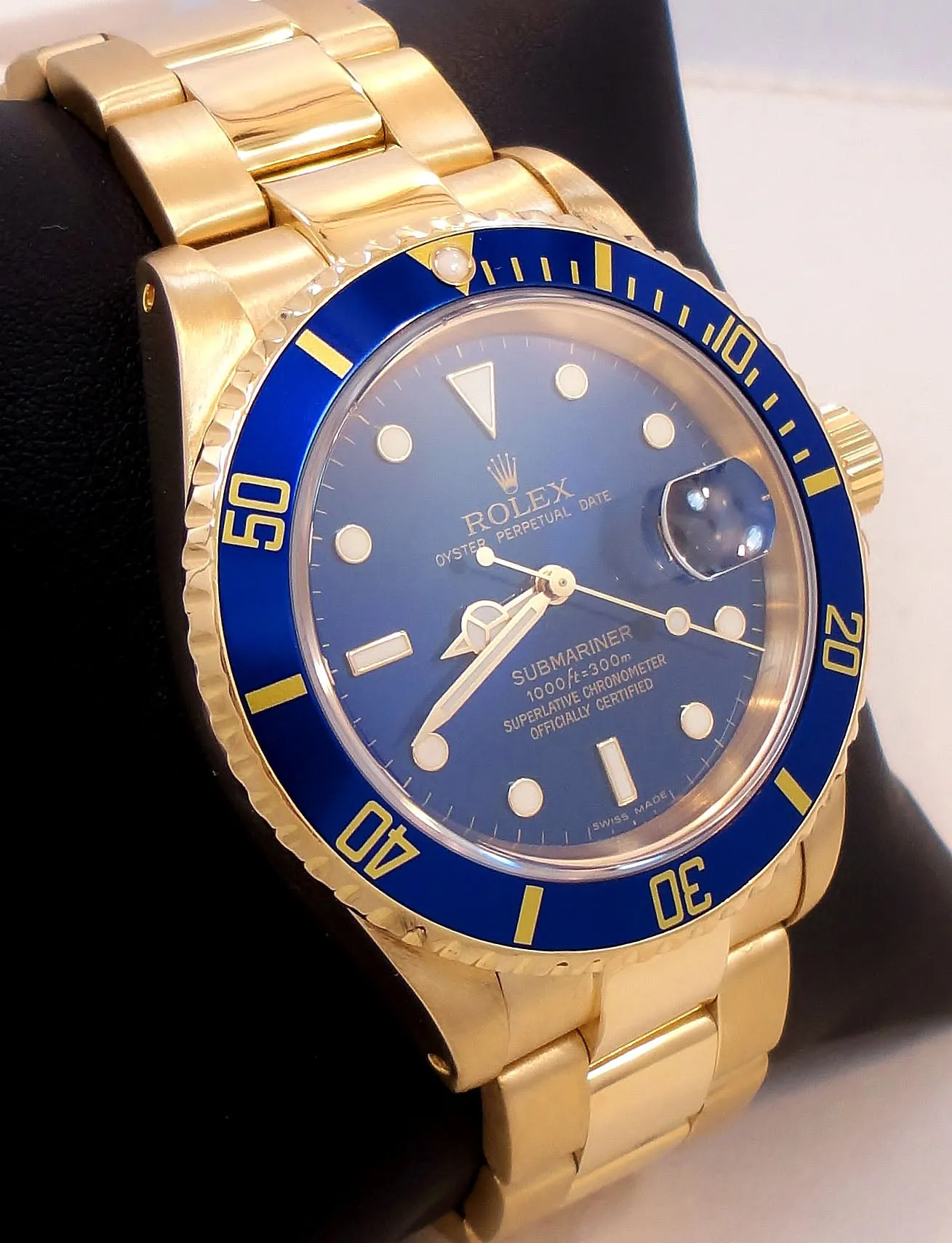 ROLEX Submariner 16618 18k Yellow Gold Oyster Blue Dial & Bezel