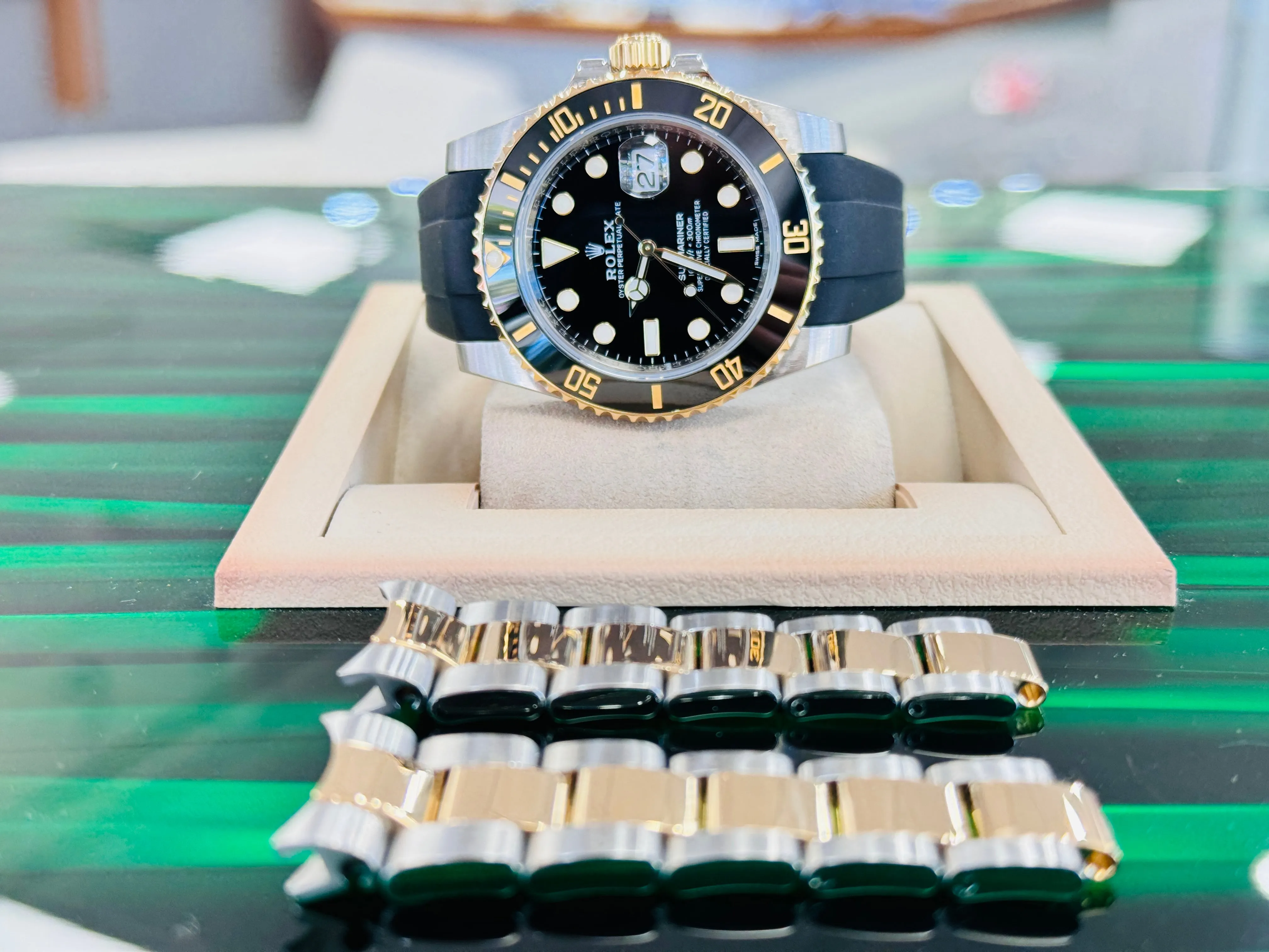 Rolex Submariner Date 116613LN 40 Black Dial Rubber B   Original OYSTER STEEL/GOLD BAND Watch Box/Paper