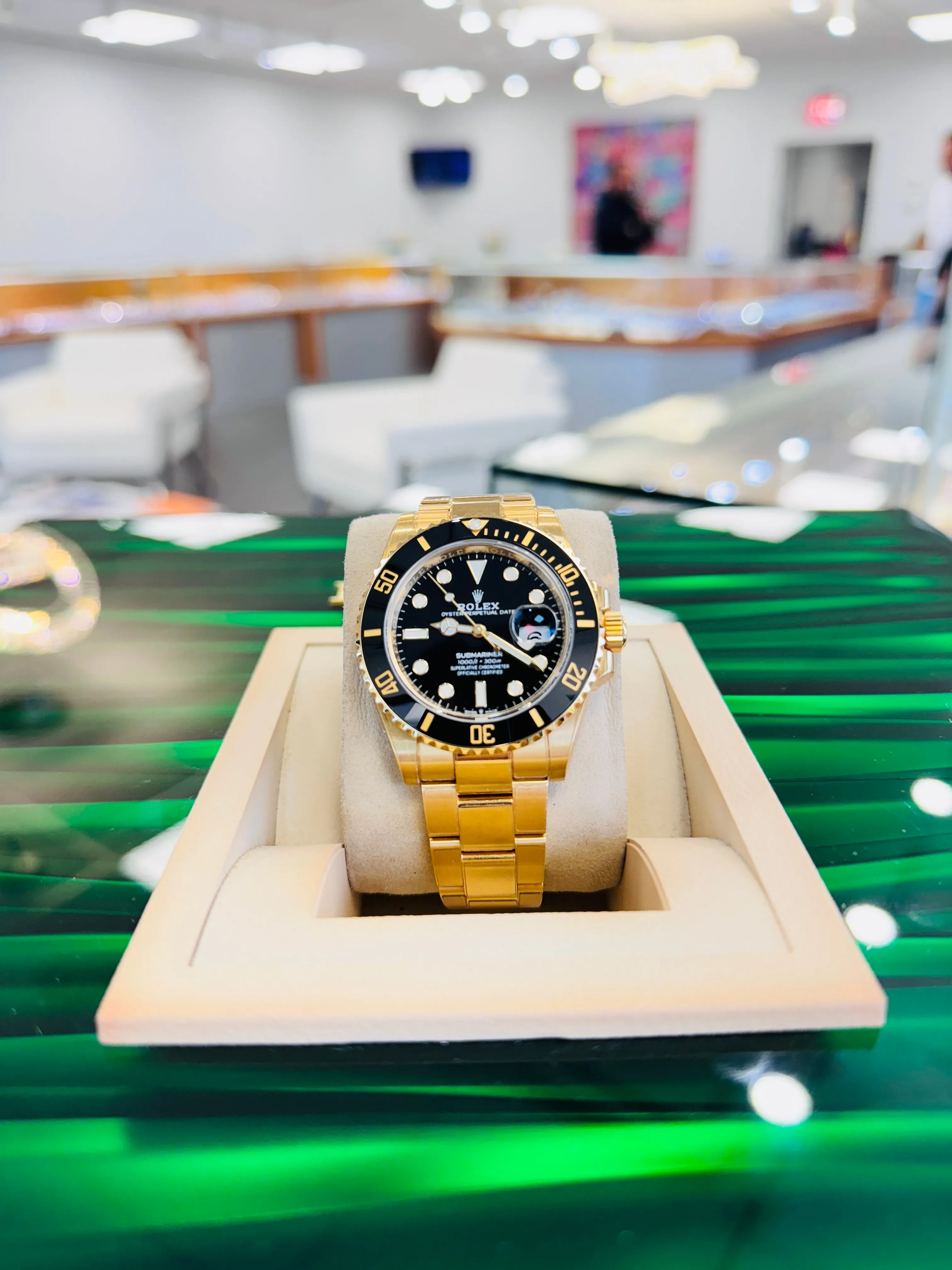 Rolex Submariner Date 126618 LN 41 18K Yellow Gold Black Dial BOX/PAPERS