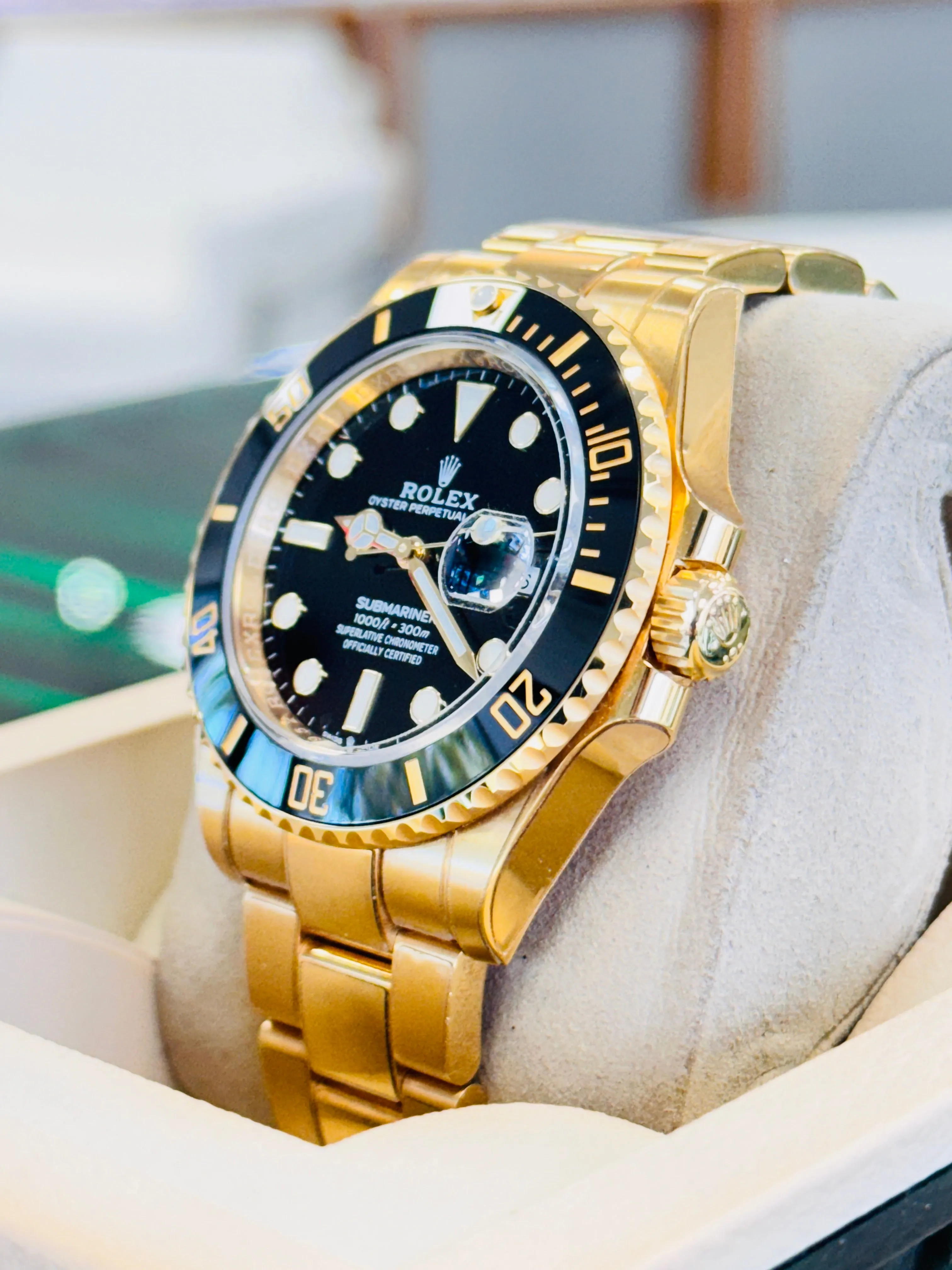 Rolex Submariner Date 126618 LN 41 18K Yellow Gold Black Dial BOX/PAPERS