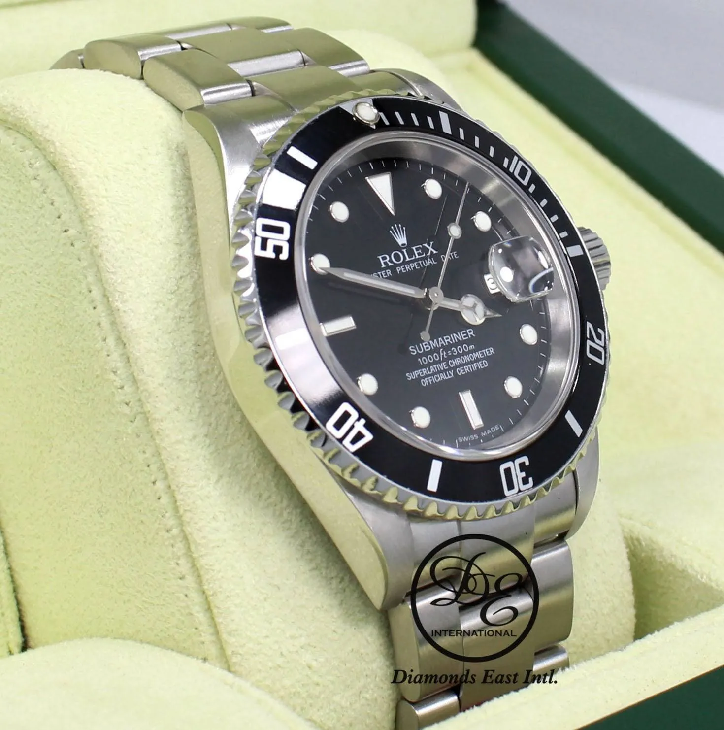 ROLEX Submariner Date 16610 NO HOLES IN CASE Oyster SS Black Dial Watch