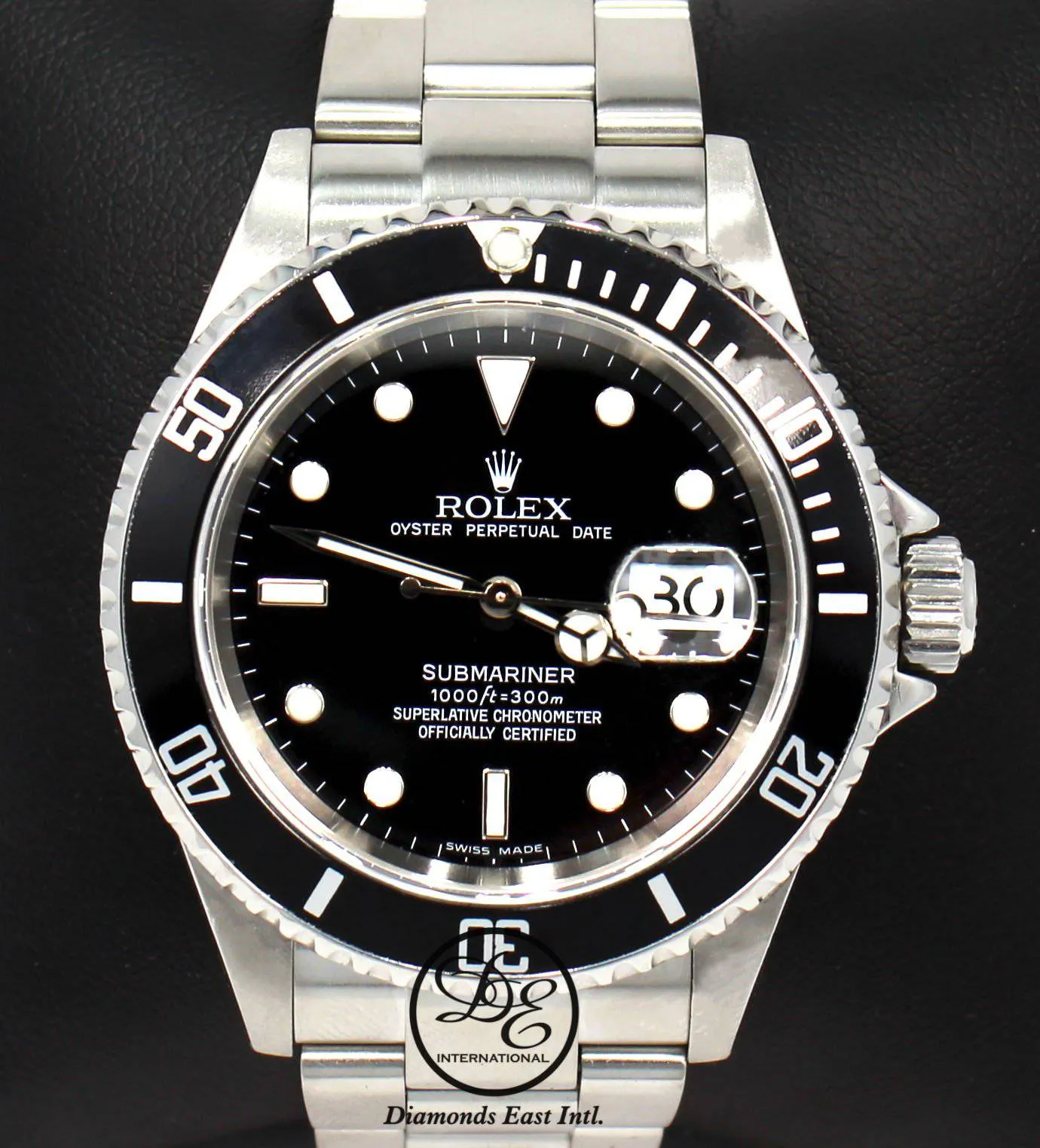 ROLEX Submariner Date 16610 NO HOLES IN CASE Oyster SS Black Dial Watch